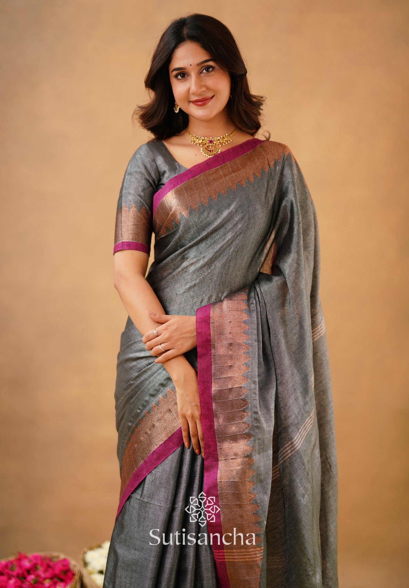 Sutisancha Grey Handloom Cotton Designer Tissue Saree