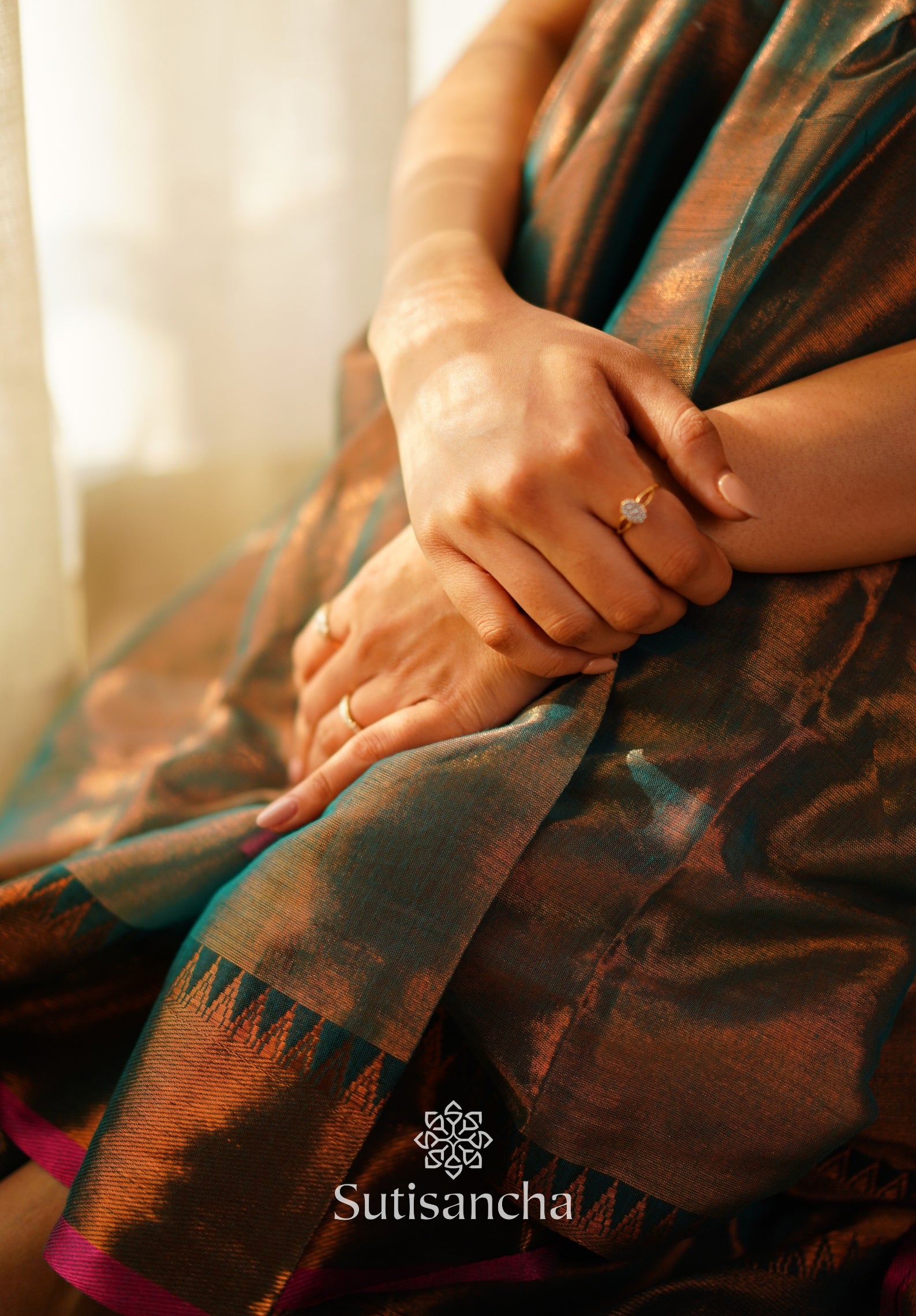 Sutisancha Rama Green Handloom Cotton Tissue Saree