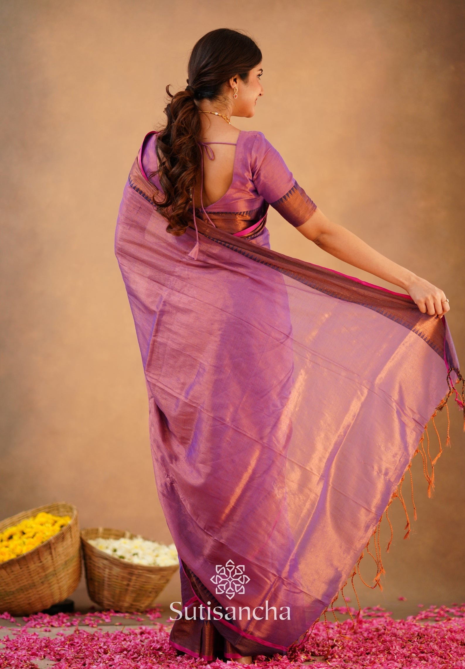 Sutisancha Onion Pink Handloom Cotton Tissue Saree
