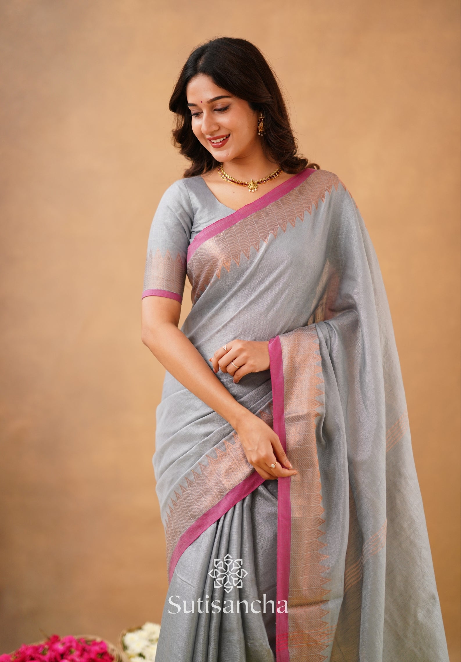 Sutisancha Metal Gray Handloom Cotton Designer Tissue Saree