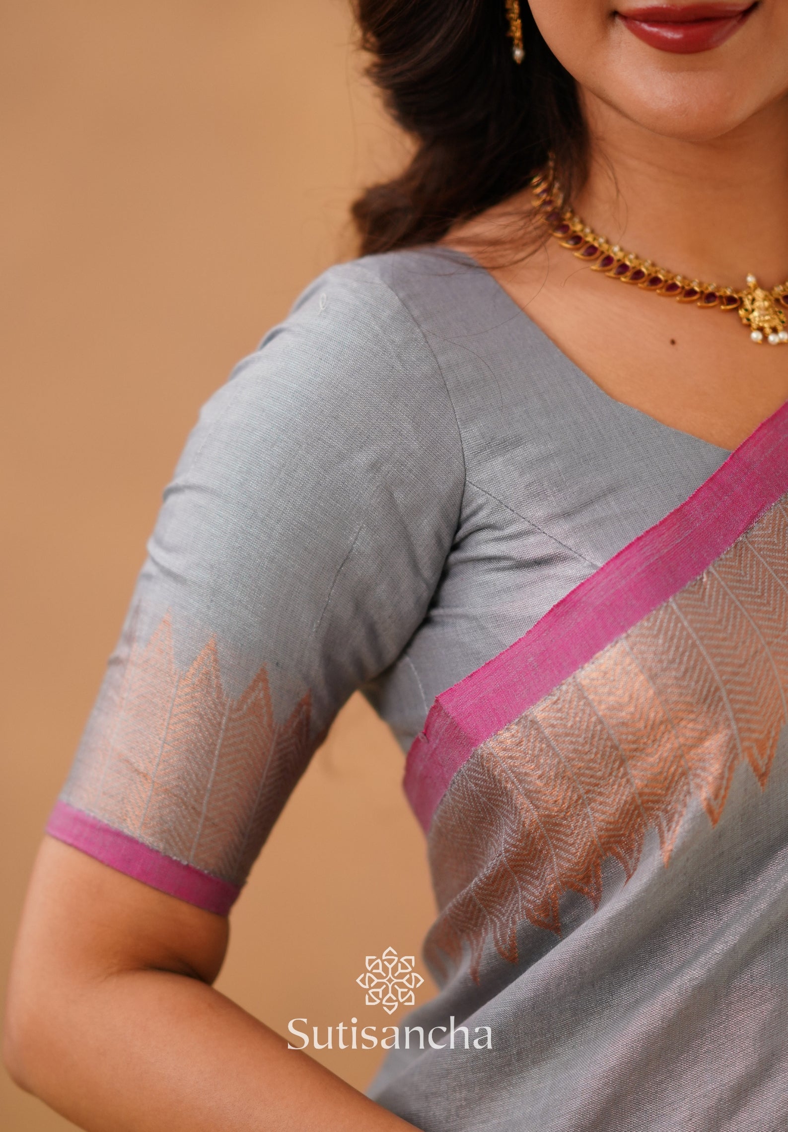 Sutisancha Metal Gray Handloom Cotton Designer Tissue Saree