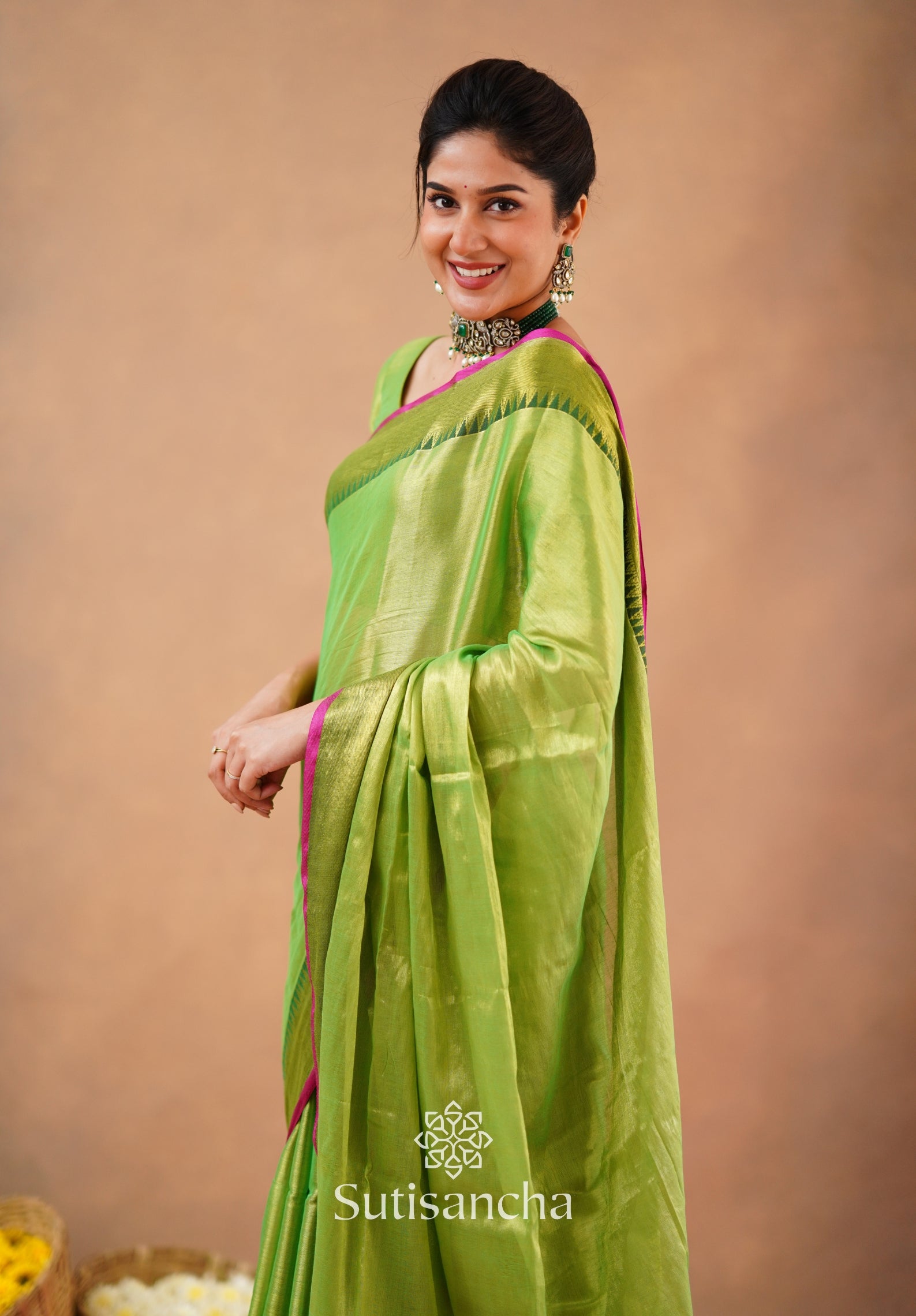 Sutisancha Parrot Handloom Cotton Tissue Saree