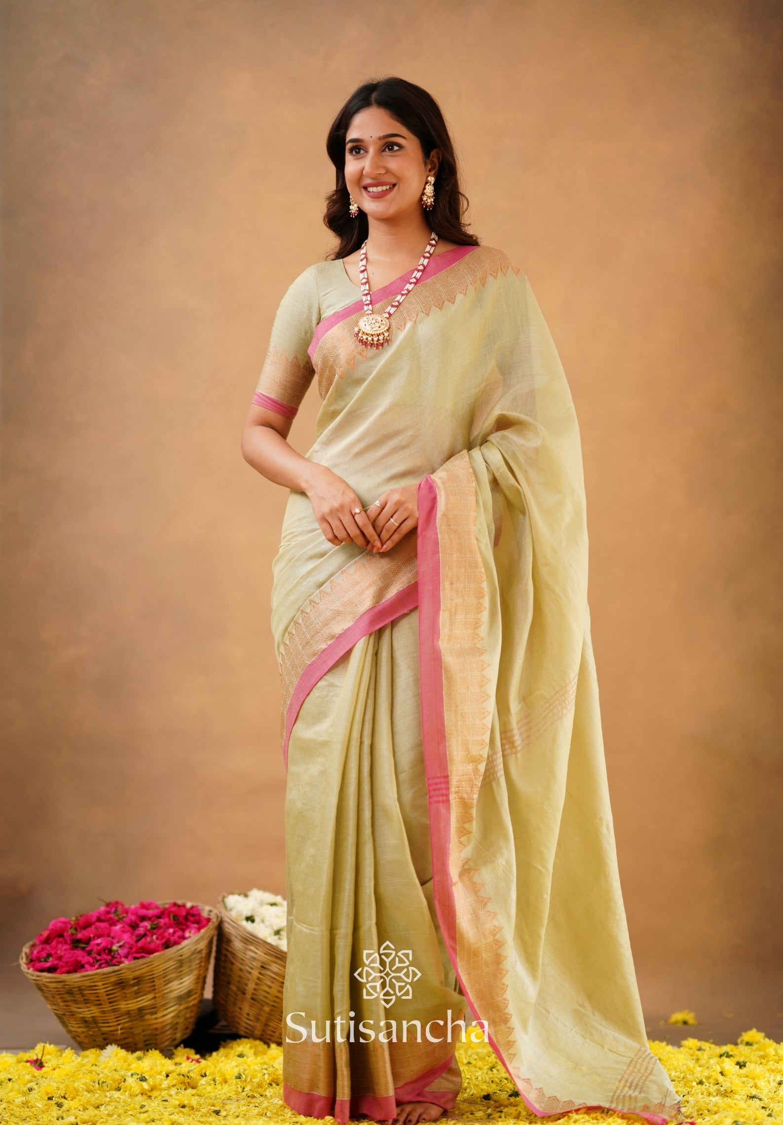 Sutisancha Handloom Cotton Designer Tissue Saree