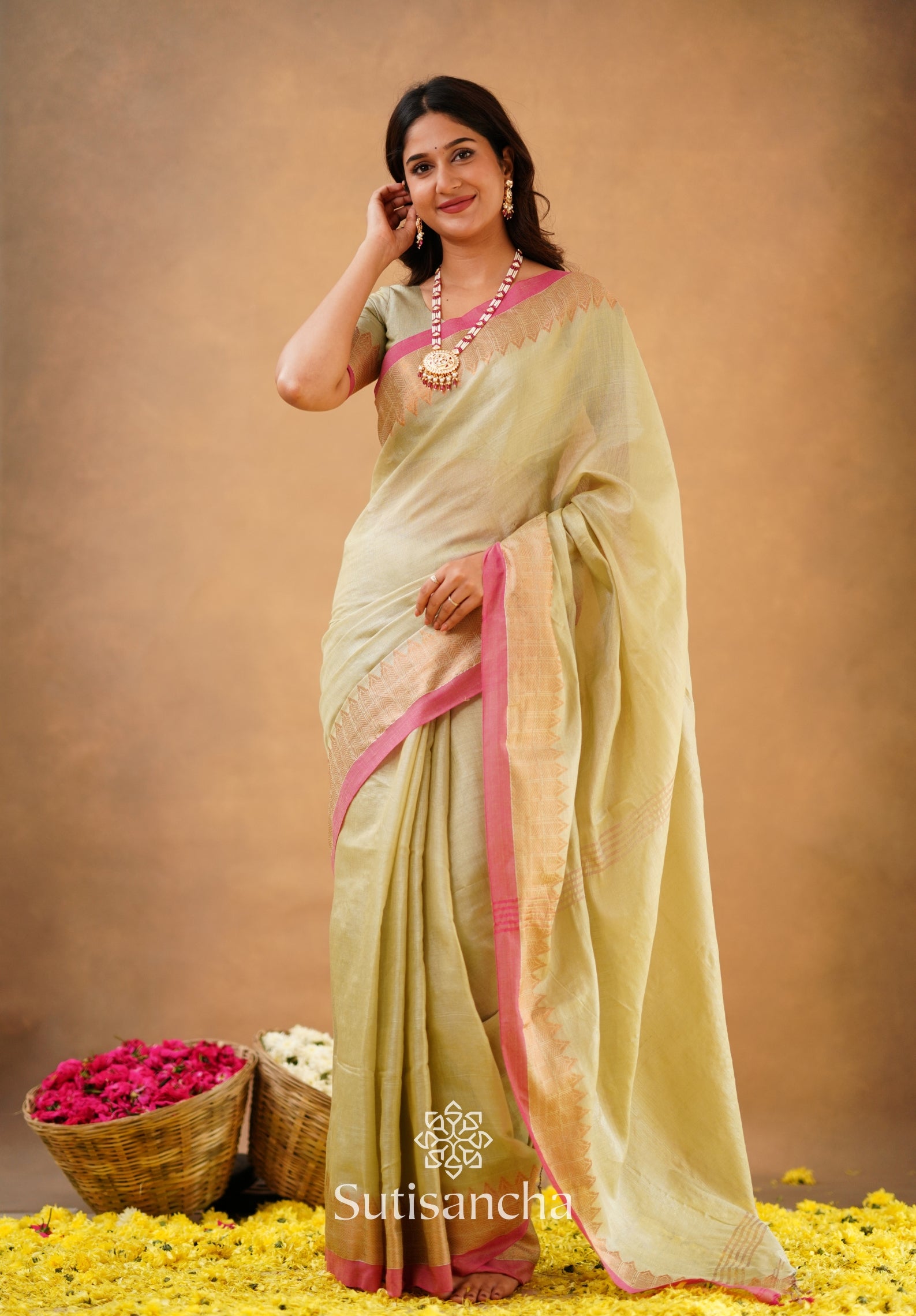 Sutisancha Handloom Cotton Designer Tissue Saree