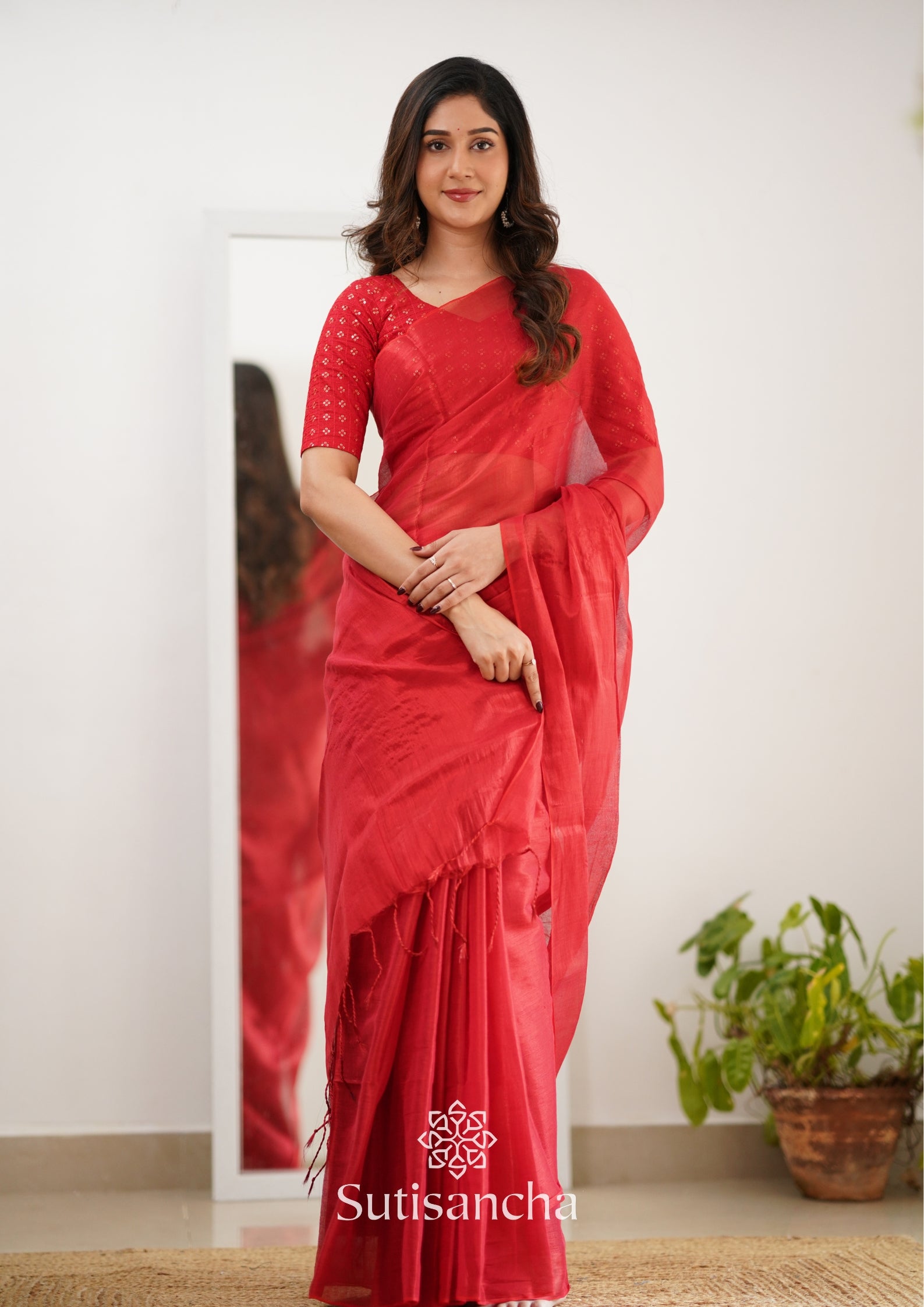 Sutisancha Red Handloom Tissue Saree With Designer Blouse