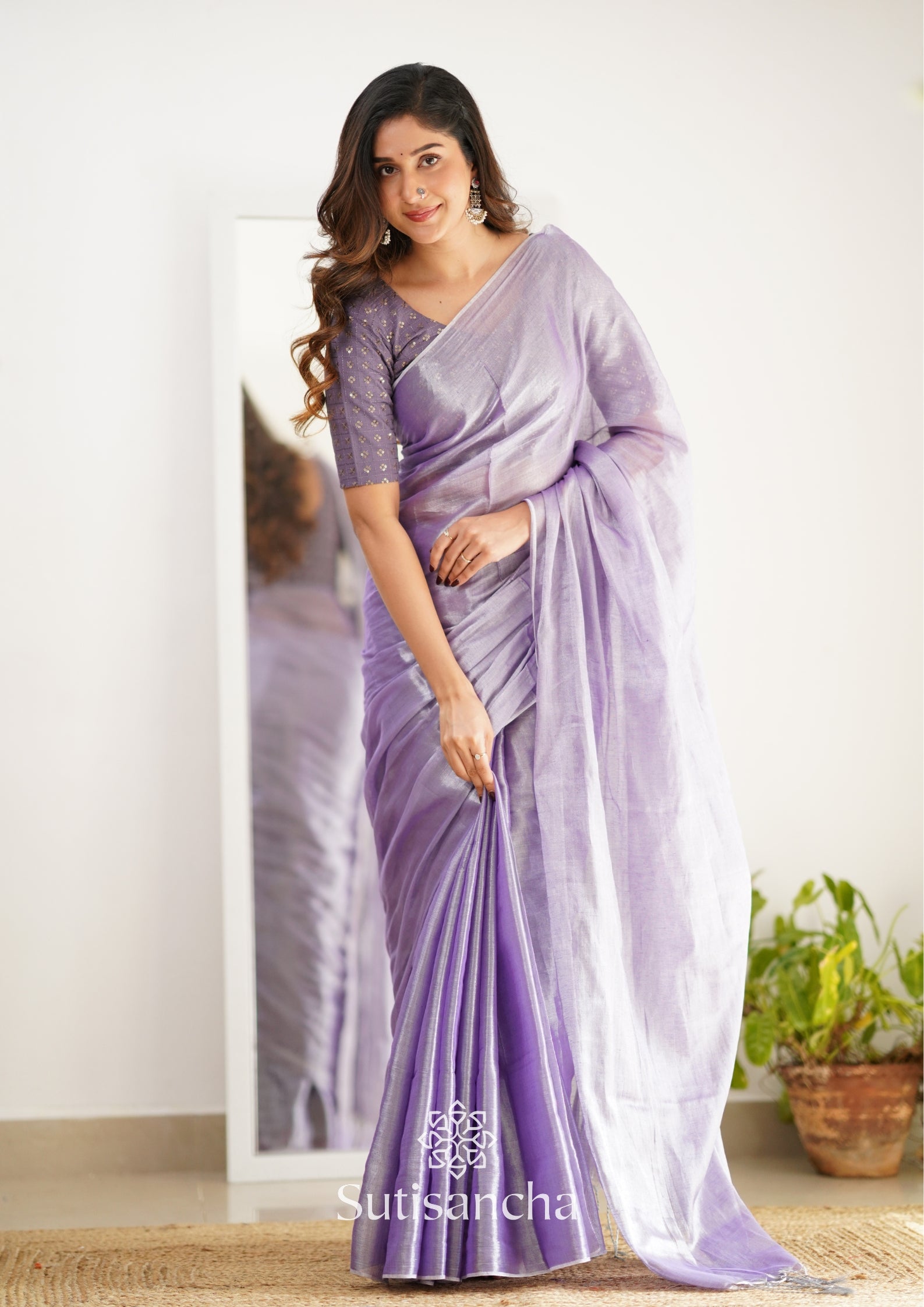Sutisancha Lavender Handloom Tissue Saree With Designer Blouse
