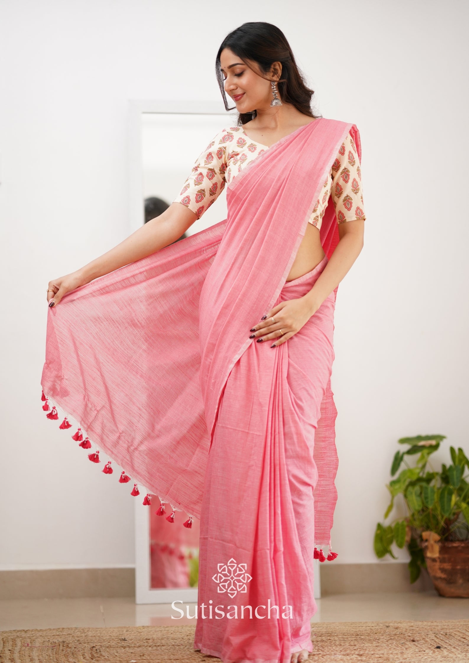 Sutisancha Peach Handloom Cotton Saree With Designer Blouse