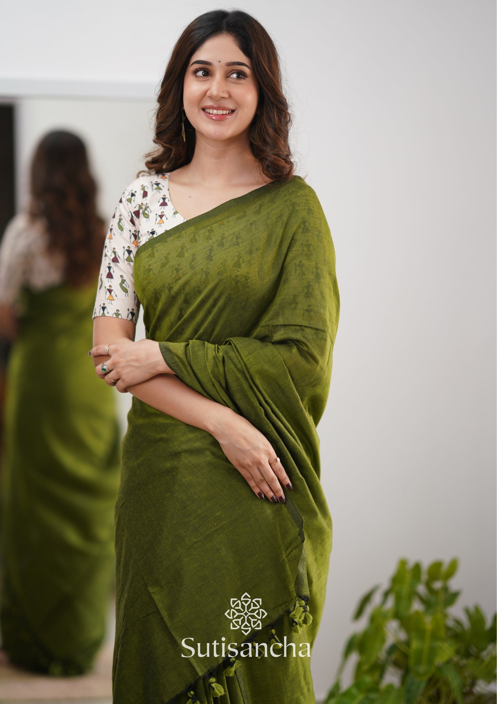 Sutisancha Mehndi Handloom Cotton Saree With Blouse