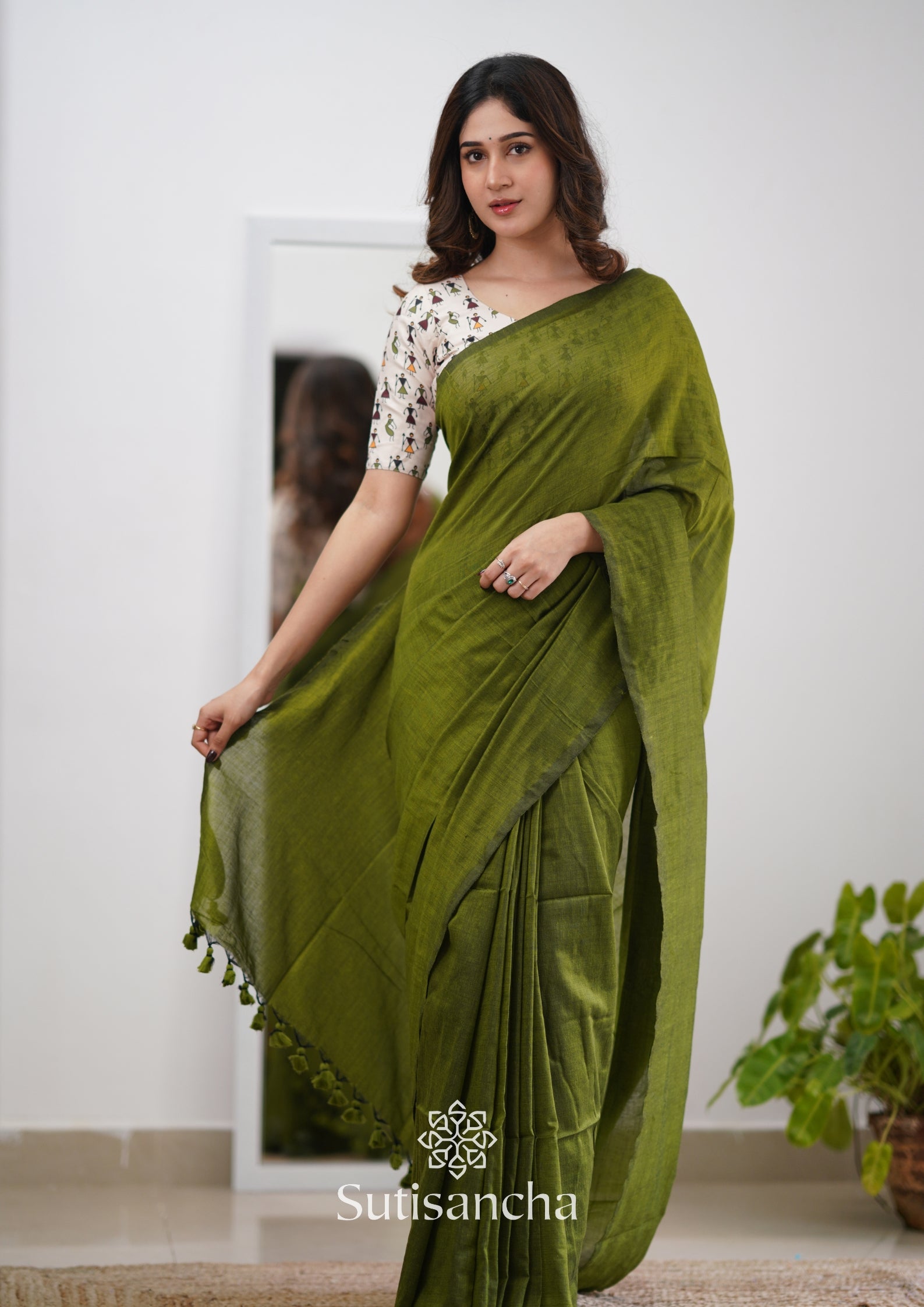Sutisancha Mehndi Handloom Cotton Saree With Blouse