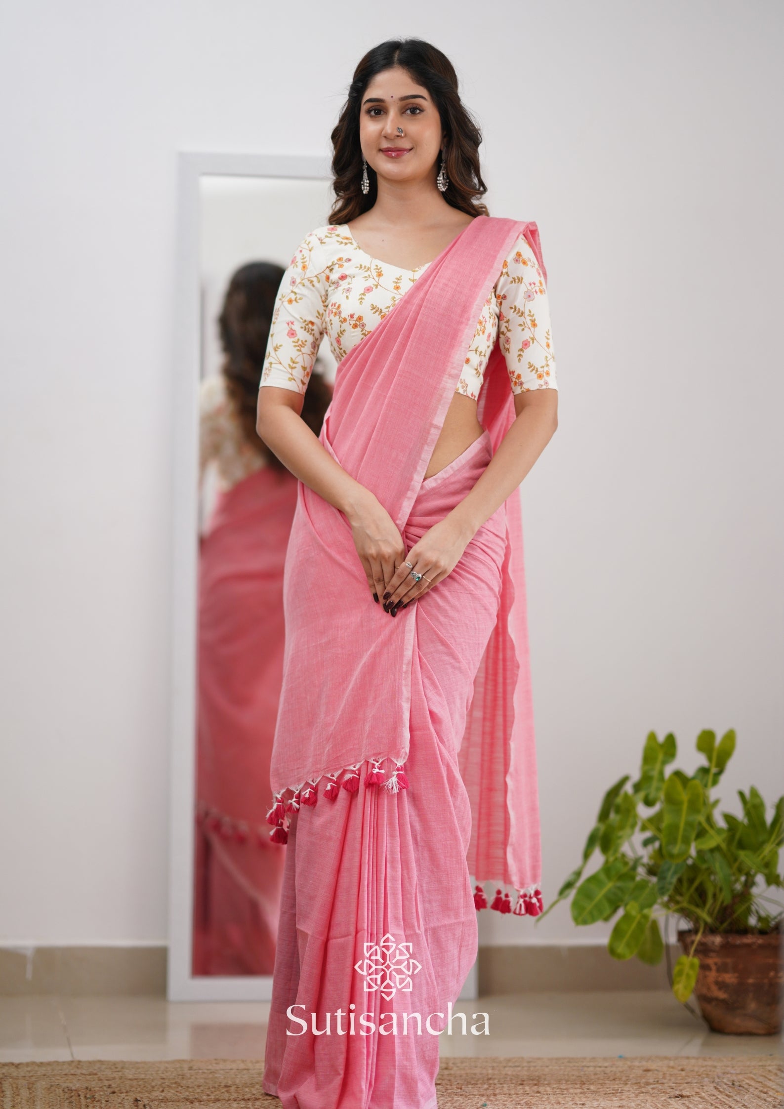 Sutisancha Peach Handloom Cotton Saree With Designer Blouse