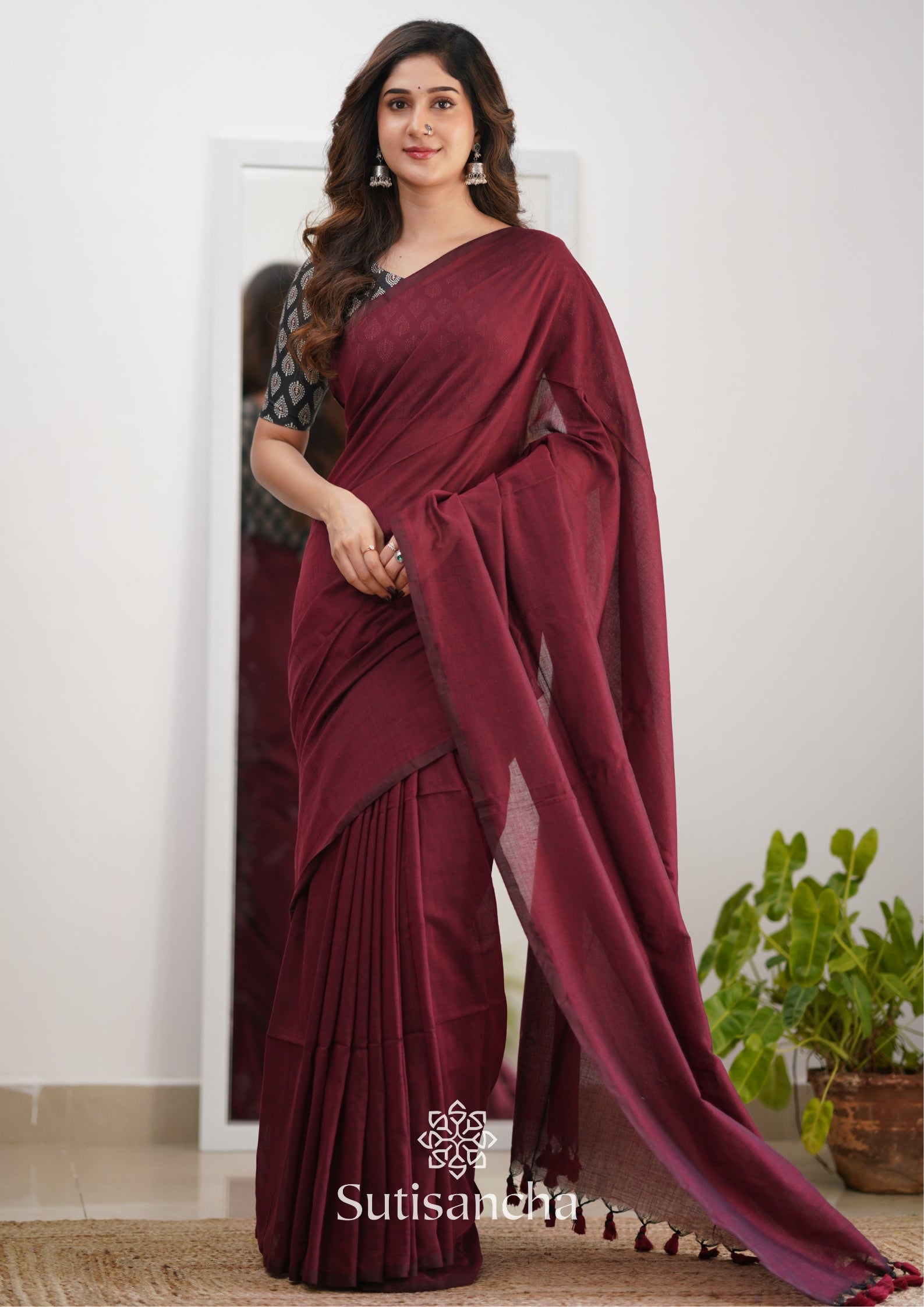 Sutisancha Maroon Handloom Cotton Saree With Designer Blouse