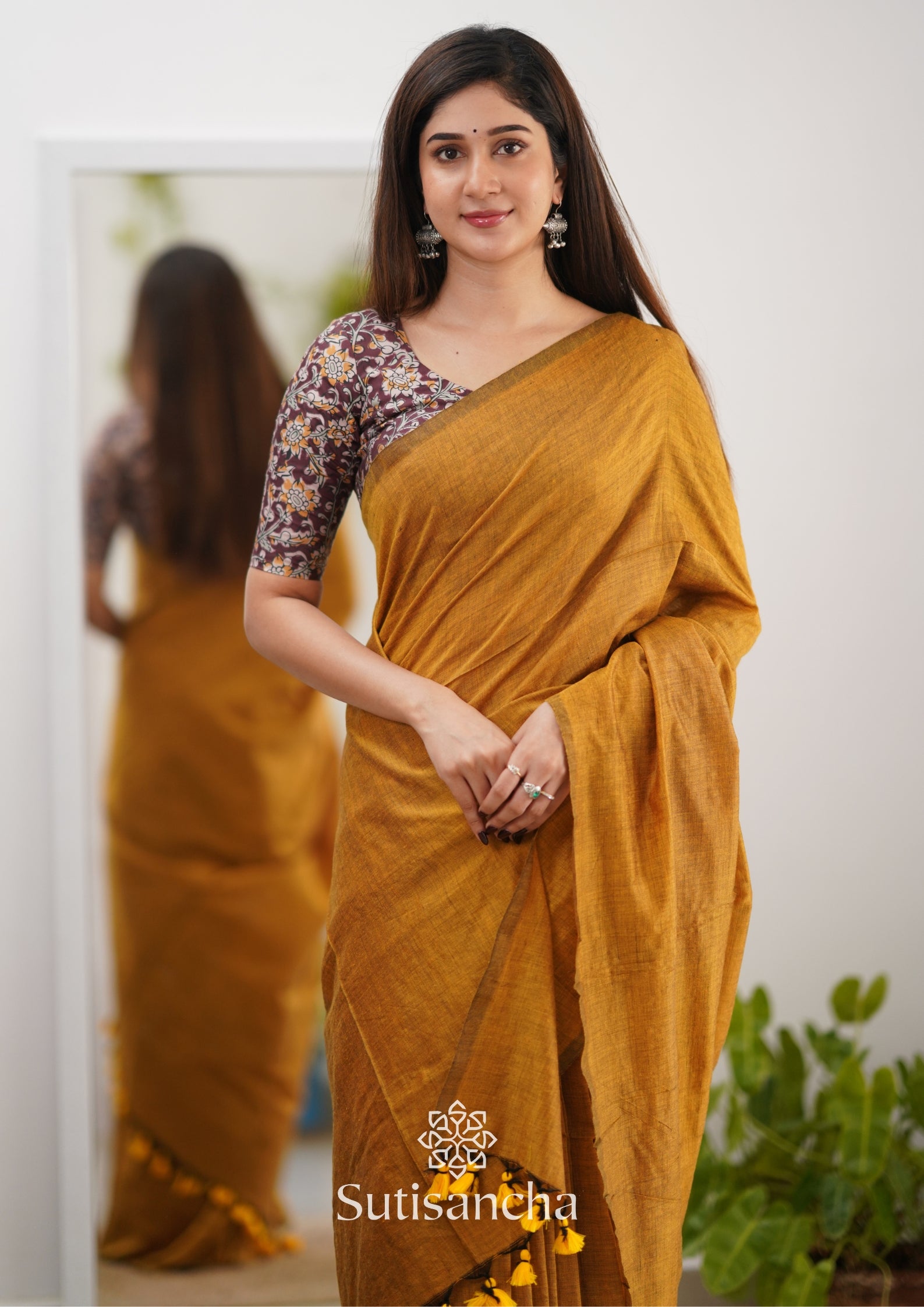Sutisancha Mustard Handloom Cotton Saree & Designer Blouse