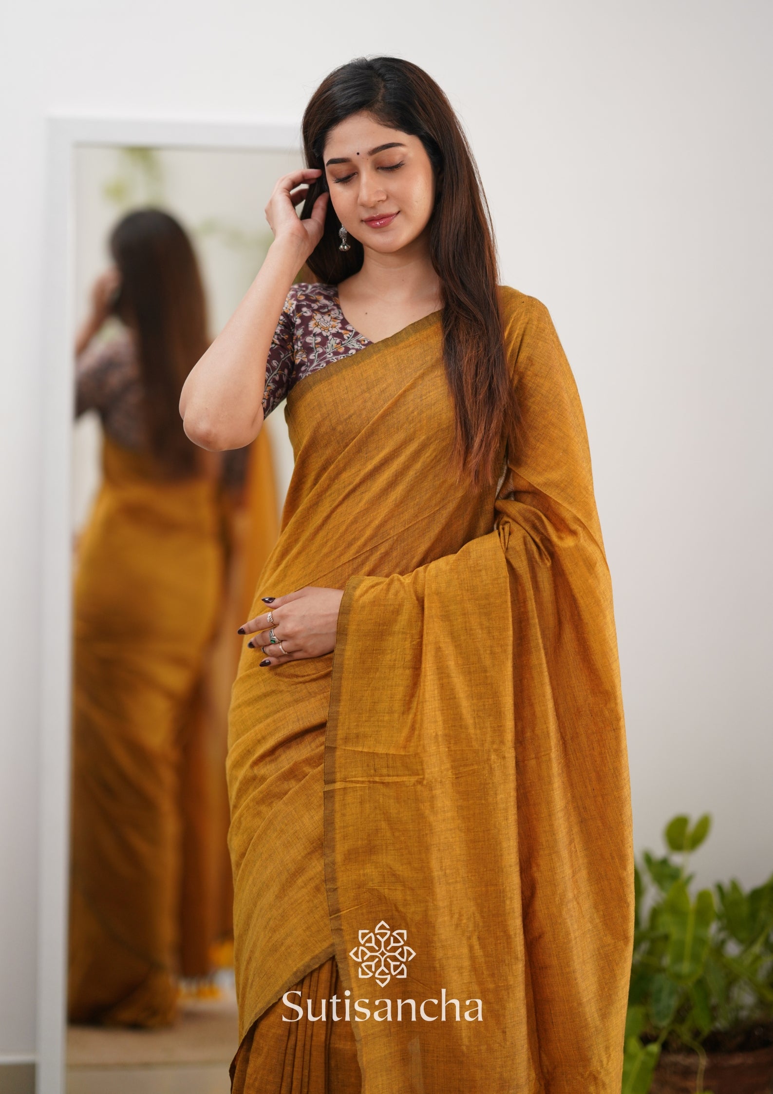 Sutisancha Mustard Handloom Cotton Saree & Designer Blouse