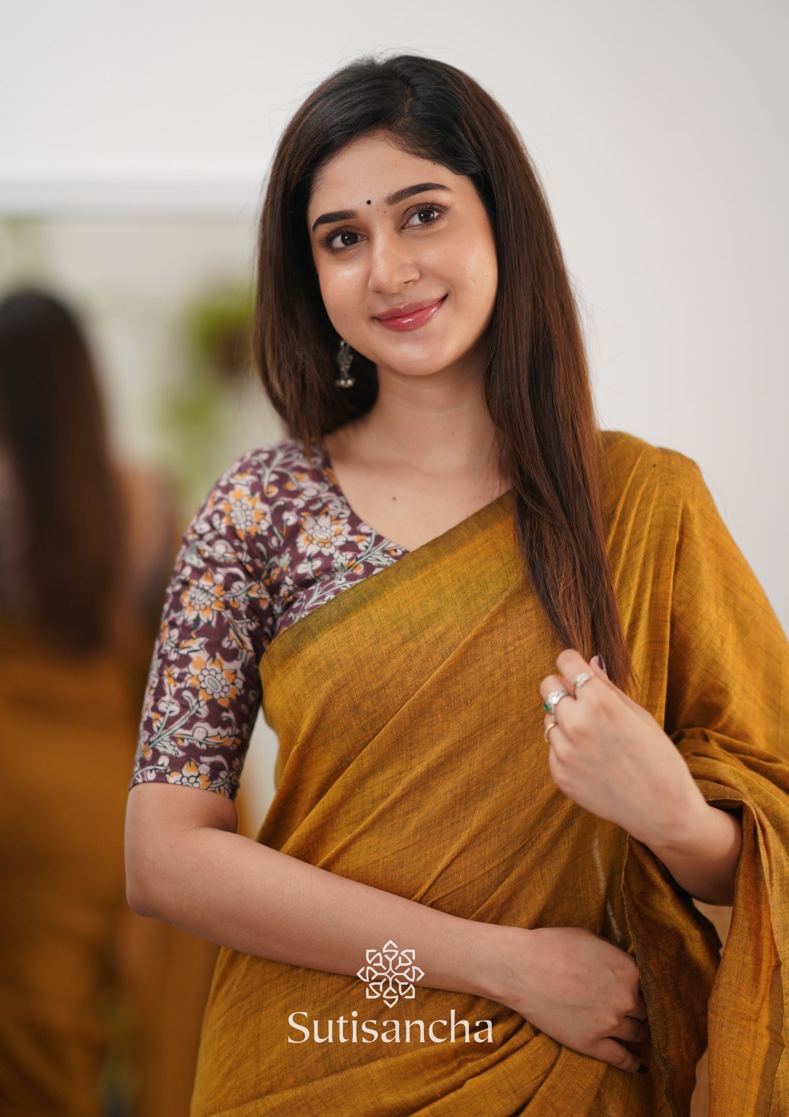 Sutisancha Mustard Handloom Cotton Saree & Designer Blouse