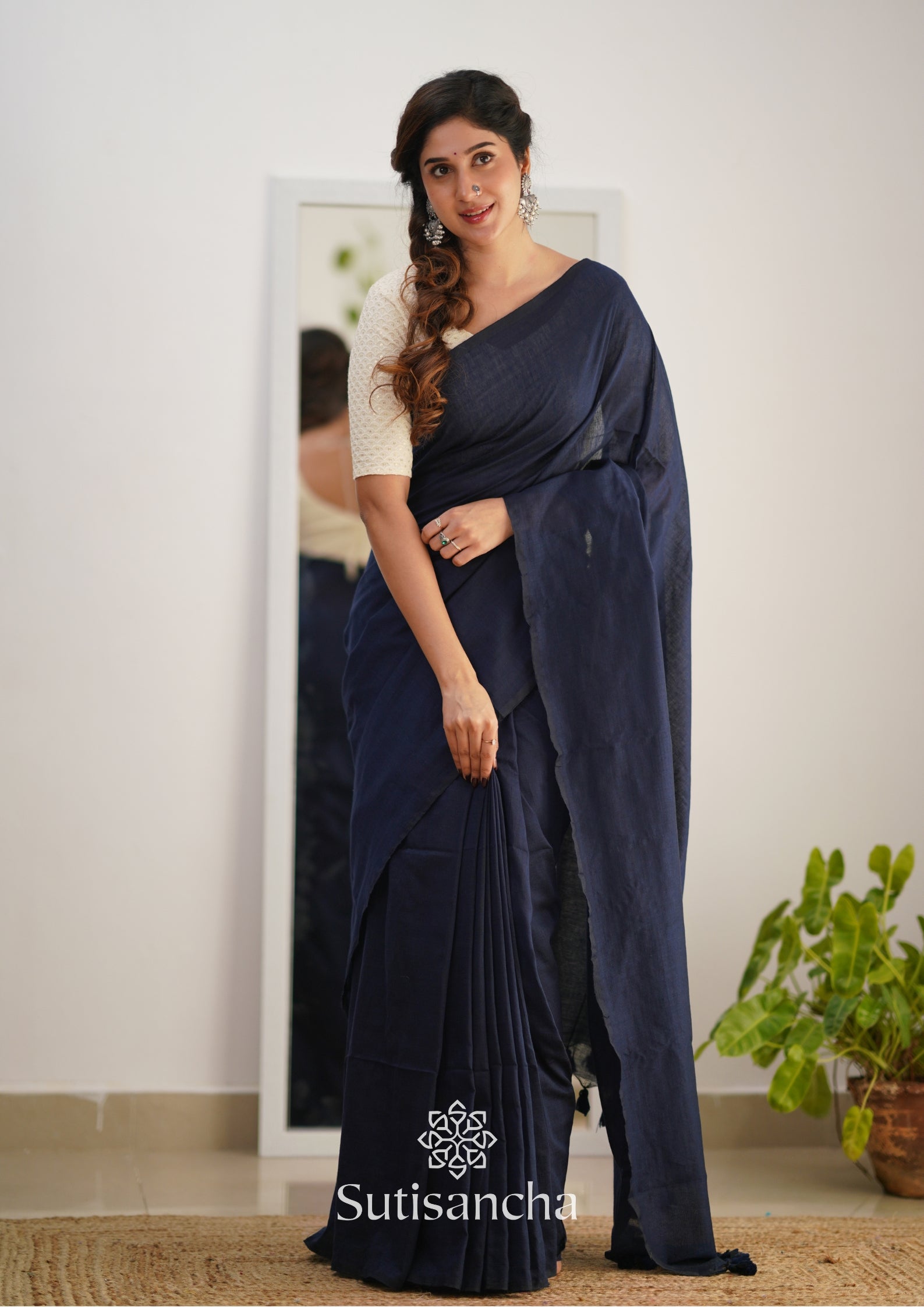 Sutisancha Navyblue Handloom Cotton Saree With Designer Blouse