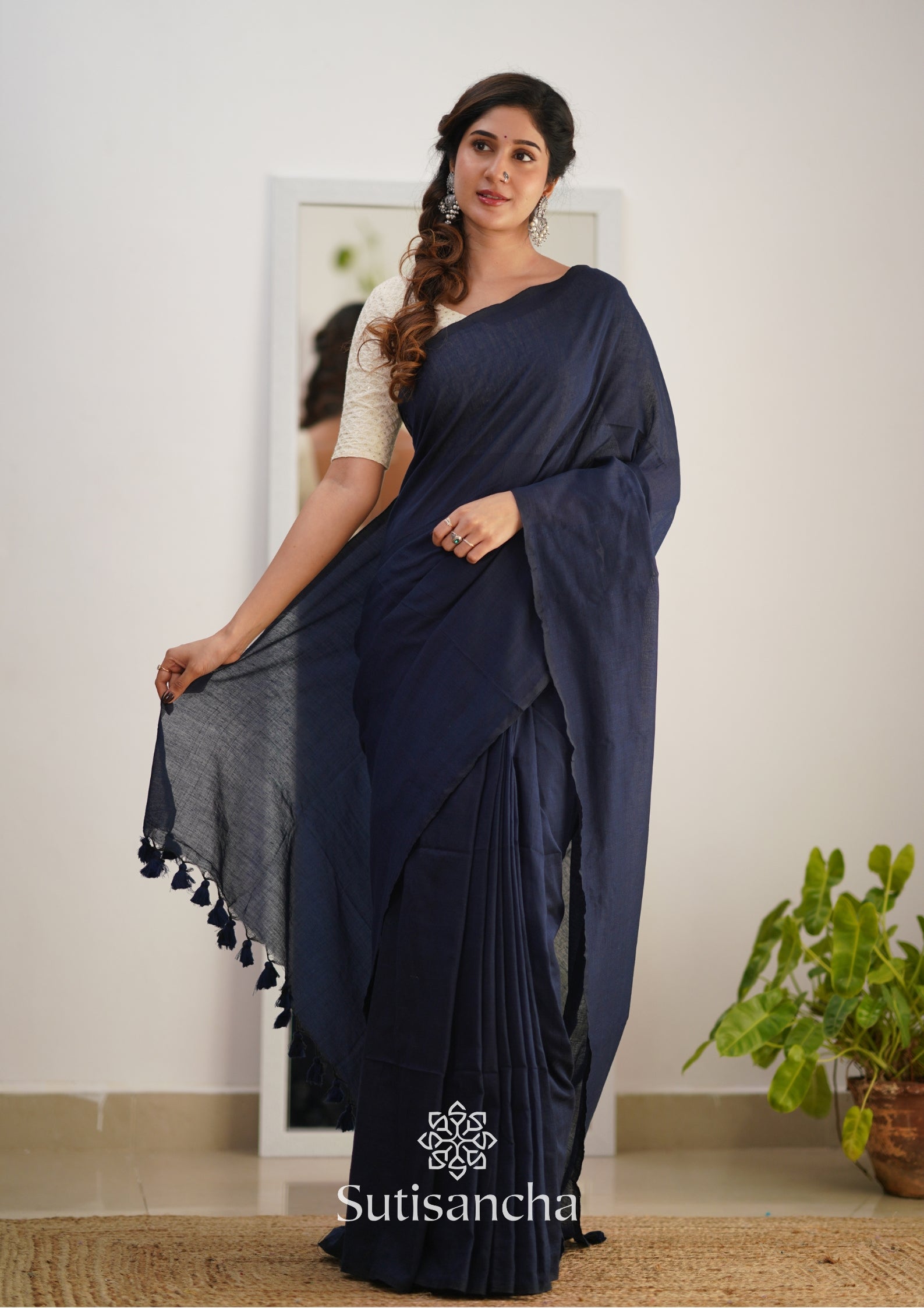Sutisancha Navyblue Handloom Cotton Saree With Designer Blouse