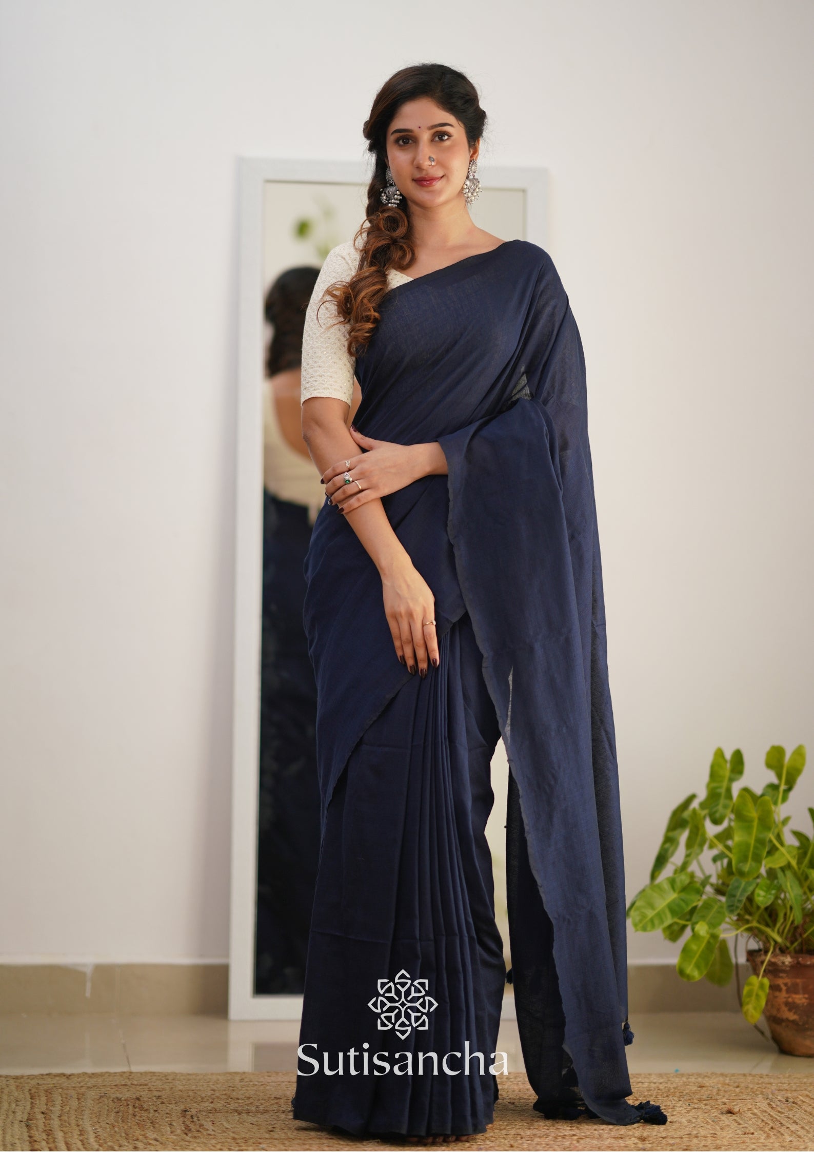 Sutisancha Navyblue Handloom Cotton Saree With Designer Blouse