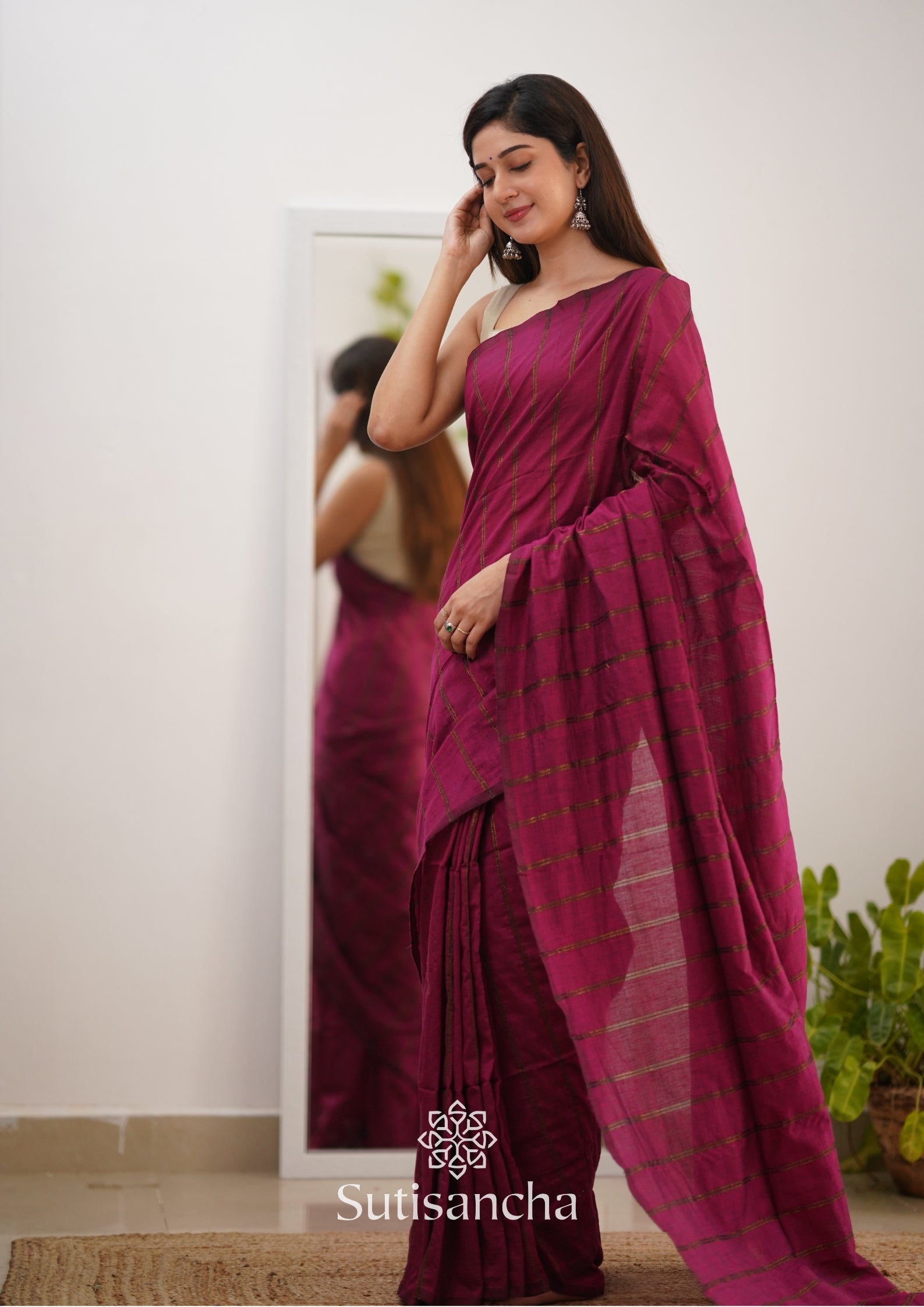Sutisancha Queen Pink Dual Zari Stripe Saree