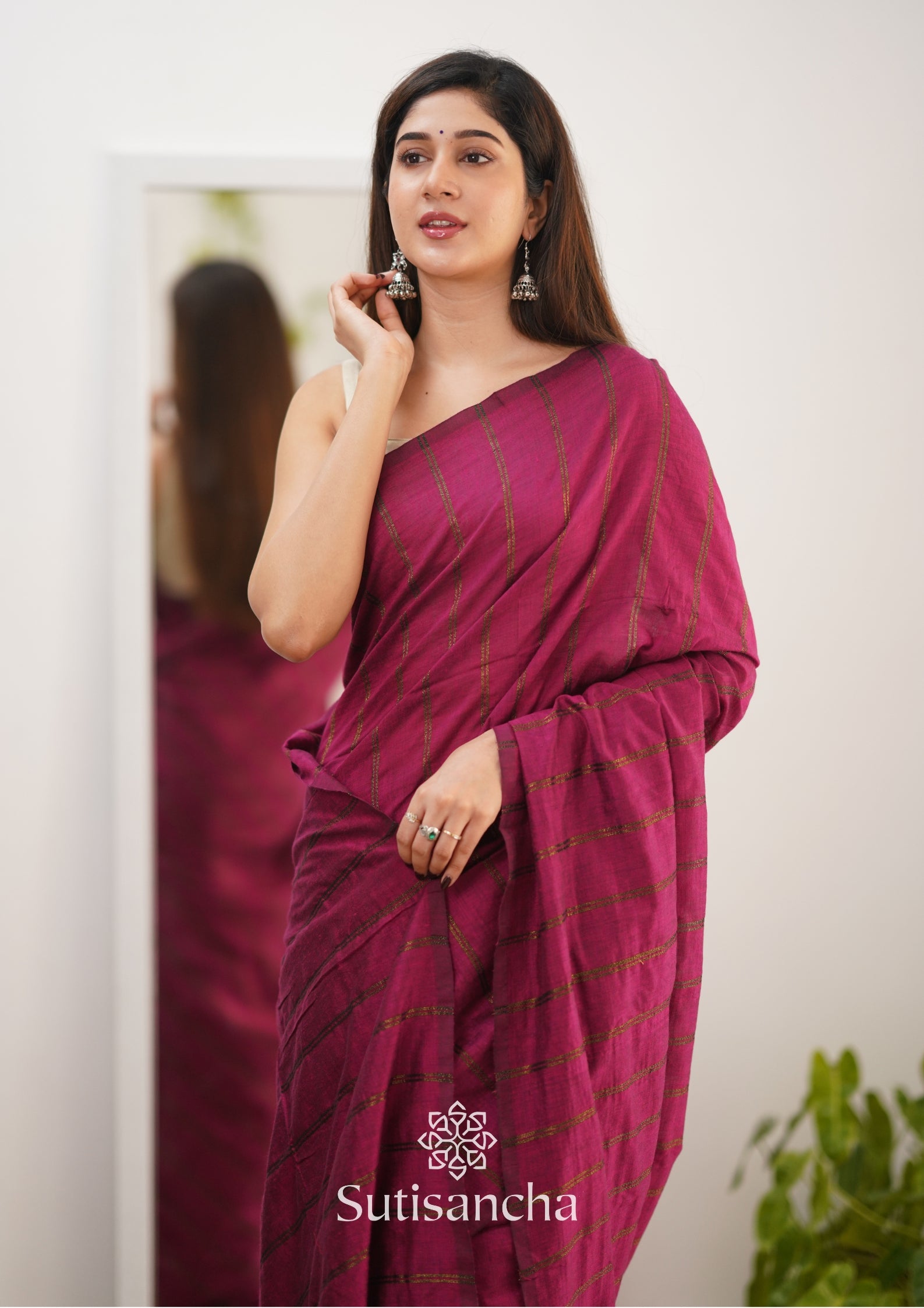 Sutisancha Queen Pink Dual Zari Stripe Saree