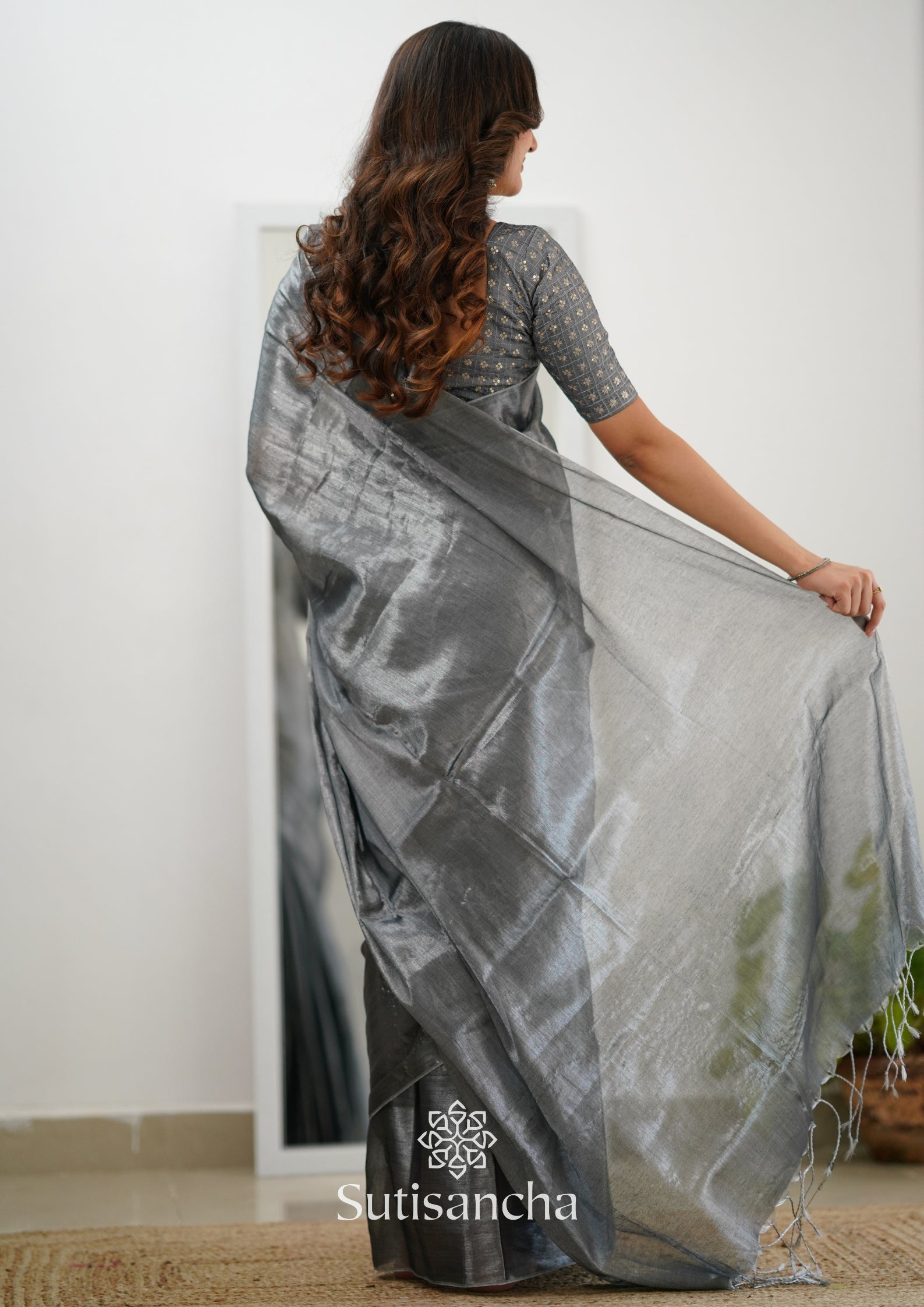 Sutisancha Grey Handloom Tissue Saree With Designer Blouse