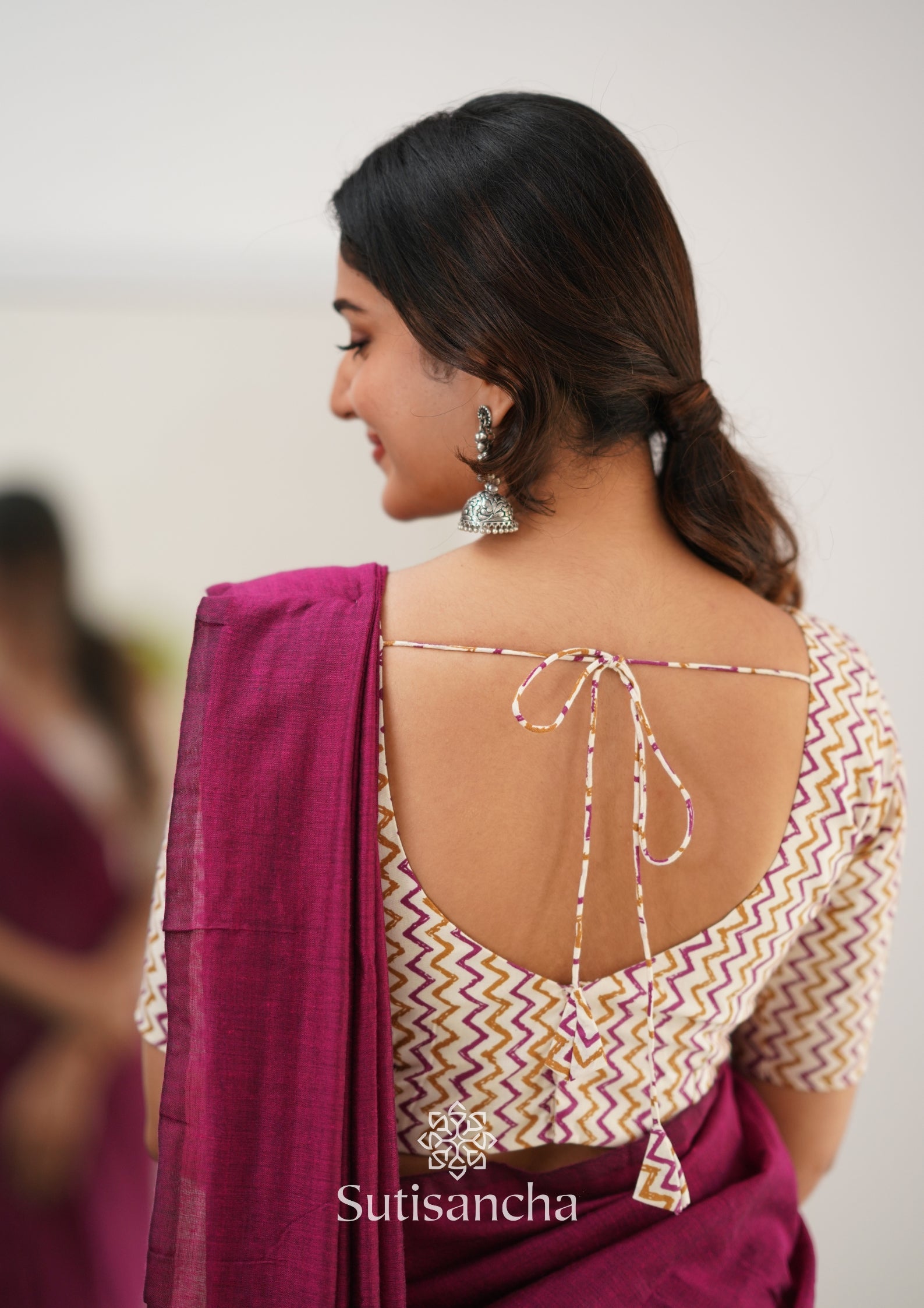 Sutisancha Queenpink Handloom Cotton Saree With Designer Blouse