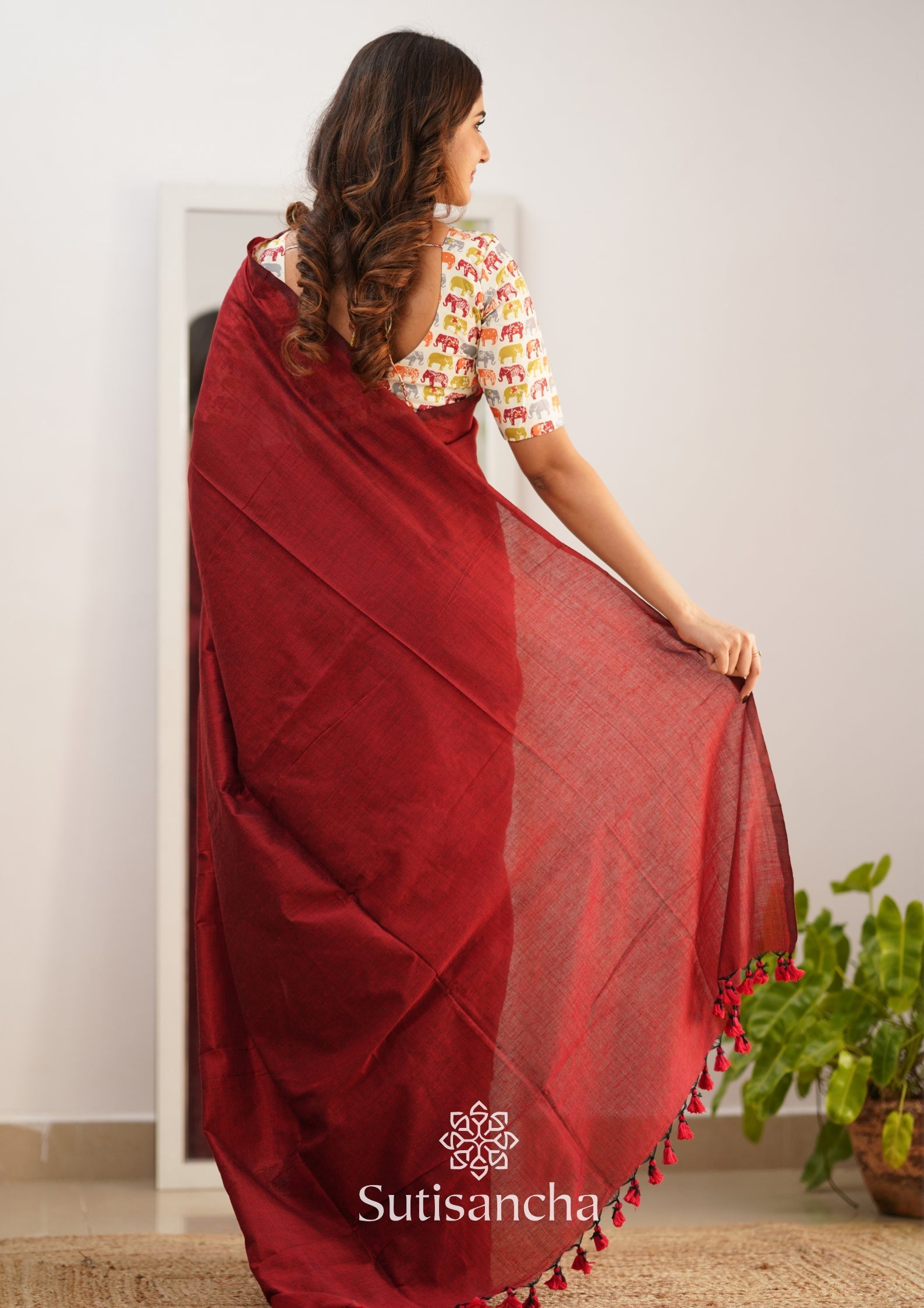 Sutisancha Cherry Maroon Handloom Cotton Saree With Blouse