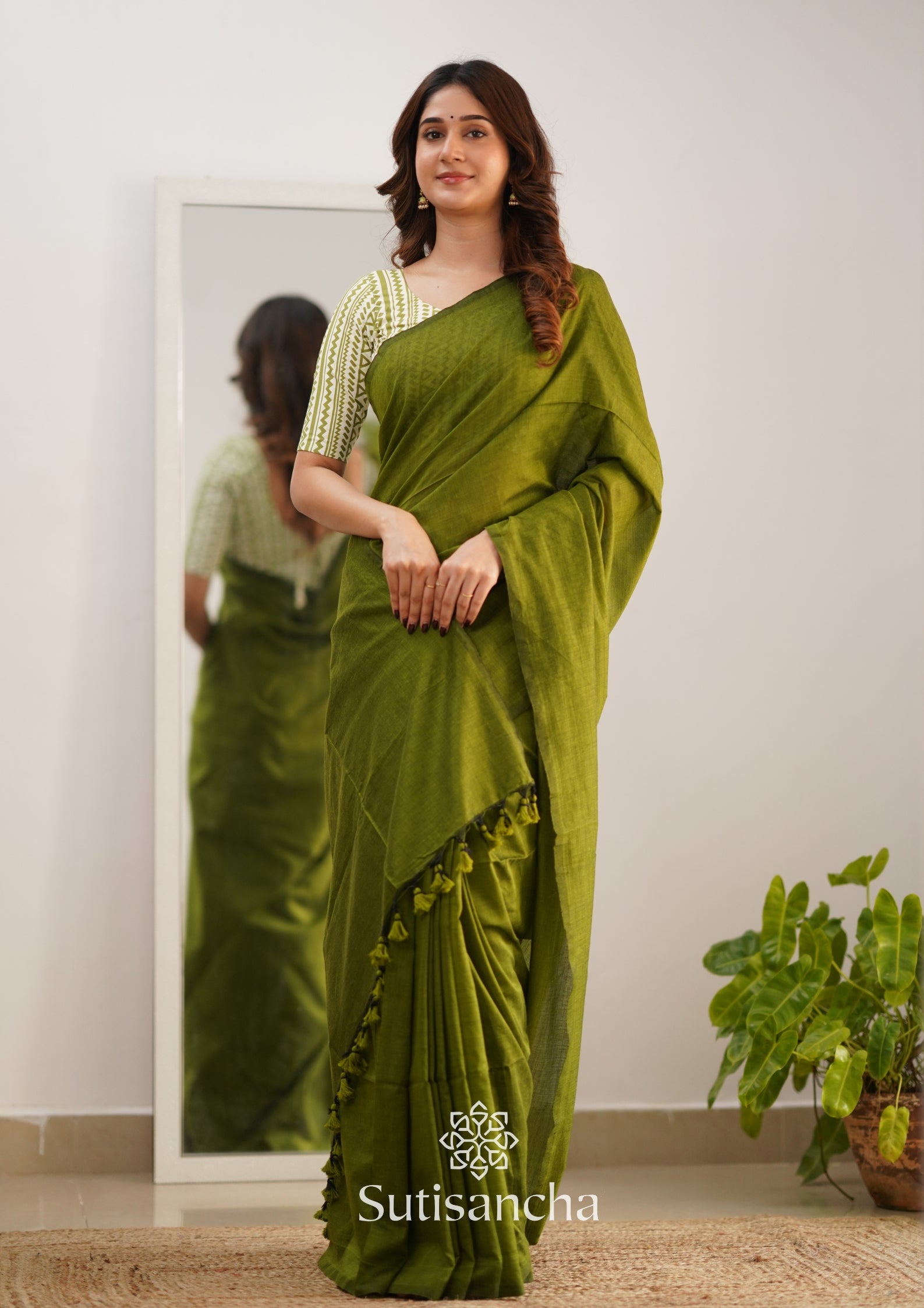Sutisancha Mehndi Handloom Cotton Saree With Designer Blouse