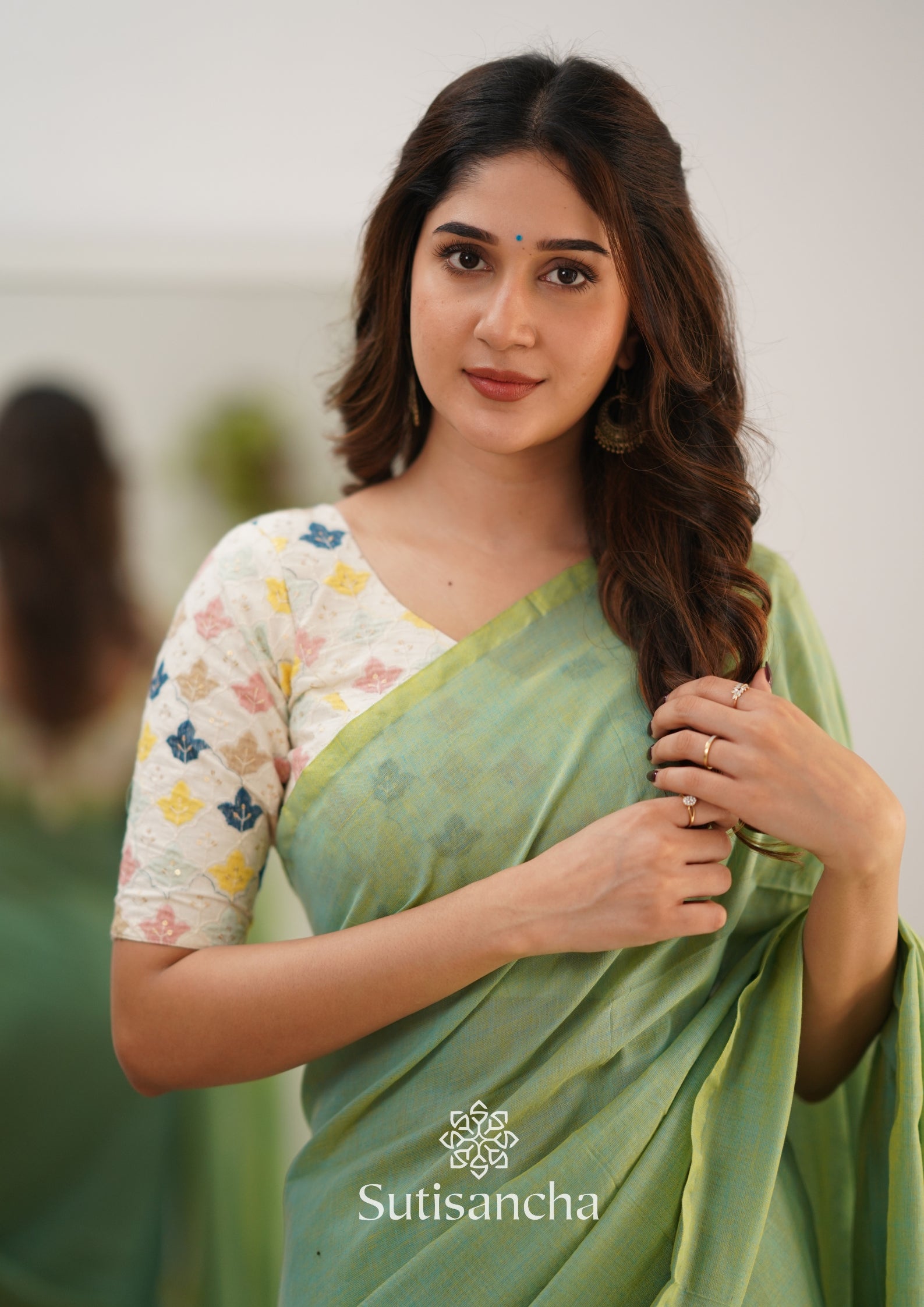 Sutisancha Pistachio Green Handloom Cotton Saree With Designer Blouse