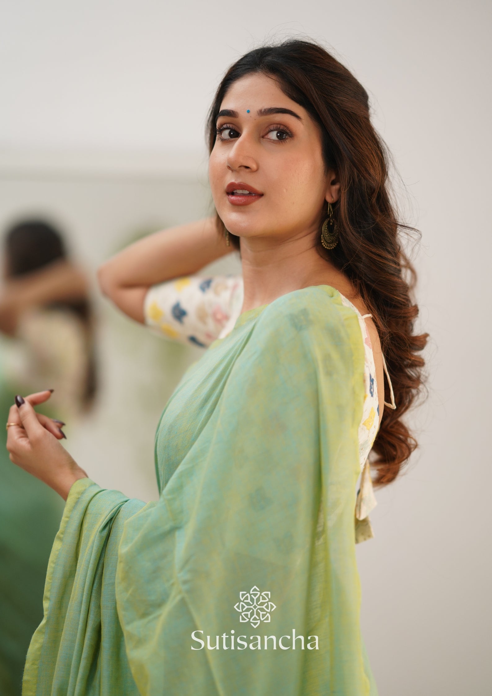 Sutisancha Pistachio Green Handloom Cotton Saree With Designer Blouse