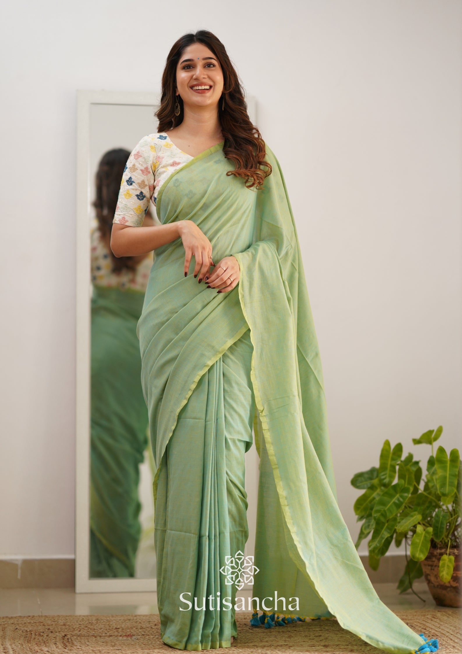 Sutisancha Pistachio Green Handloom Cotton Saree With Designer Blouse