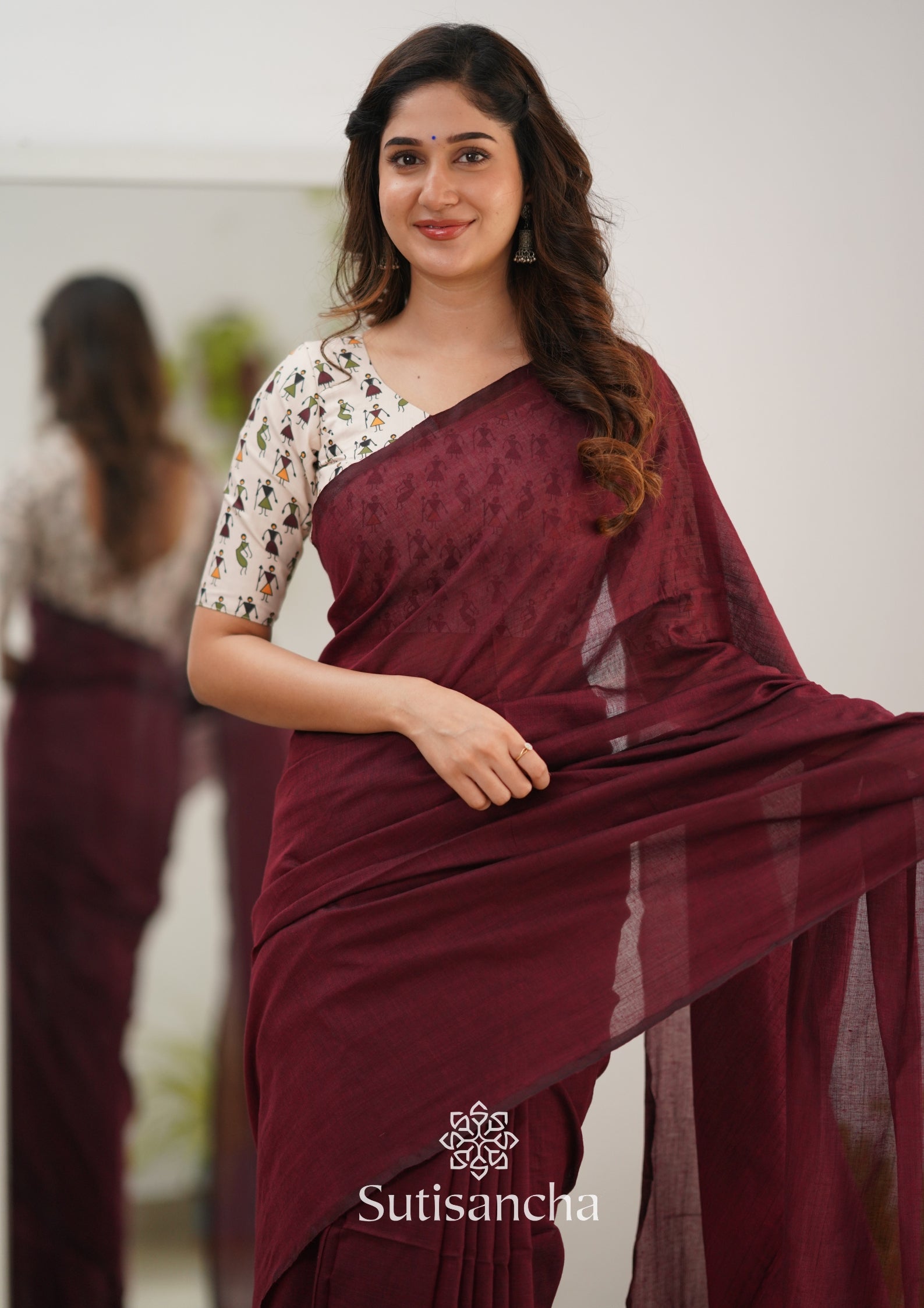 Sutisancha Maroon Handloom Cotton Saree With Doll Print Blouse