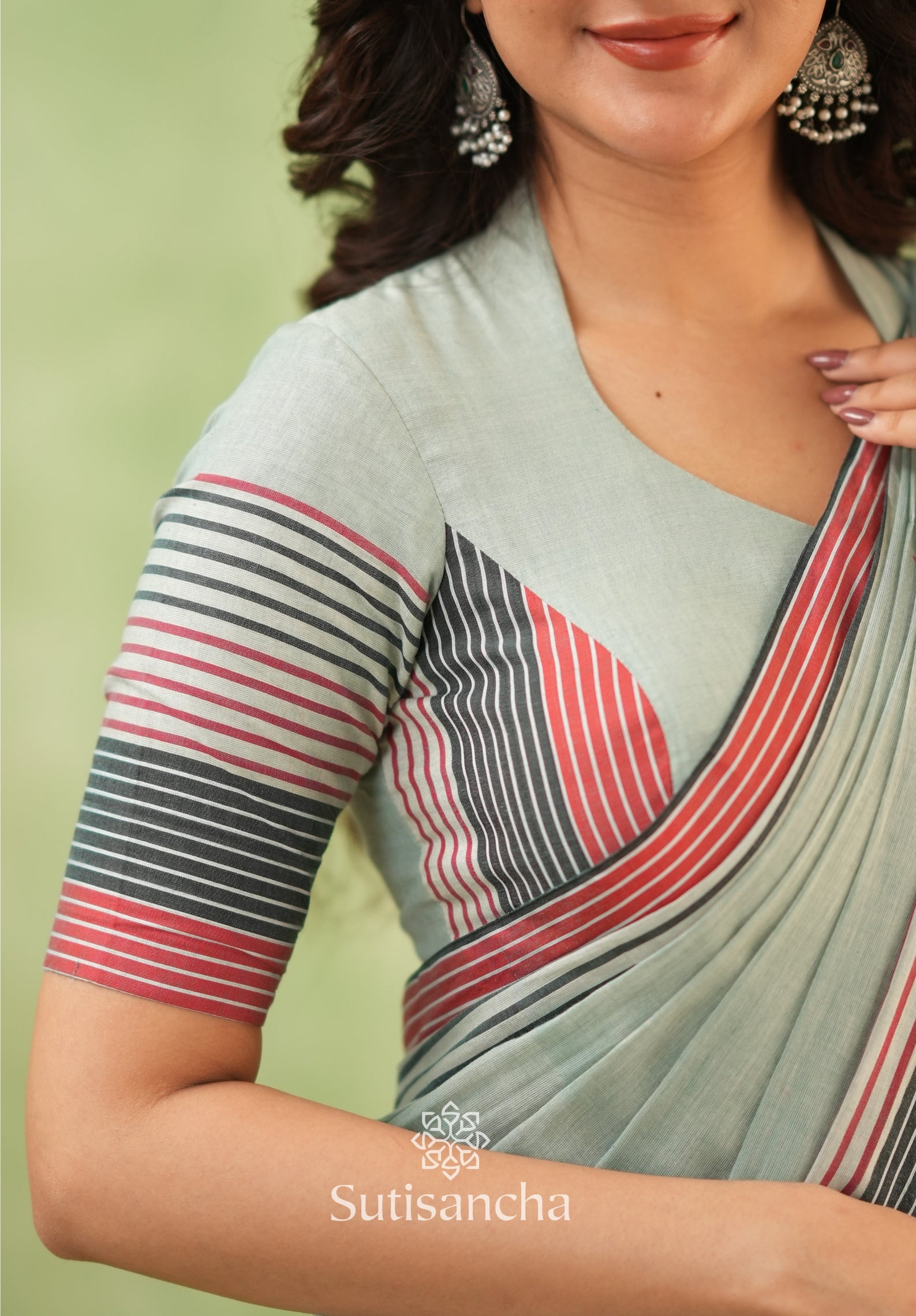 Sootrali – Striped Cotton Elegance