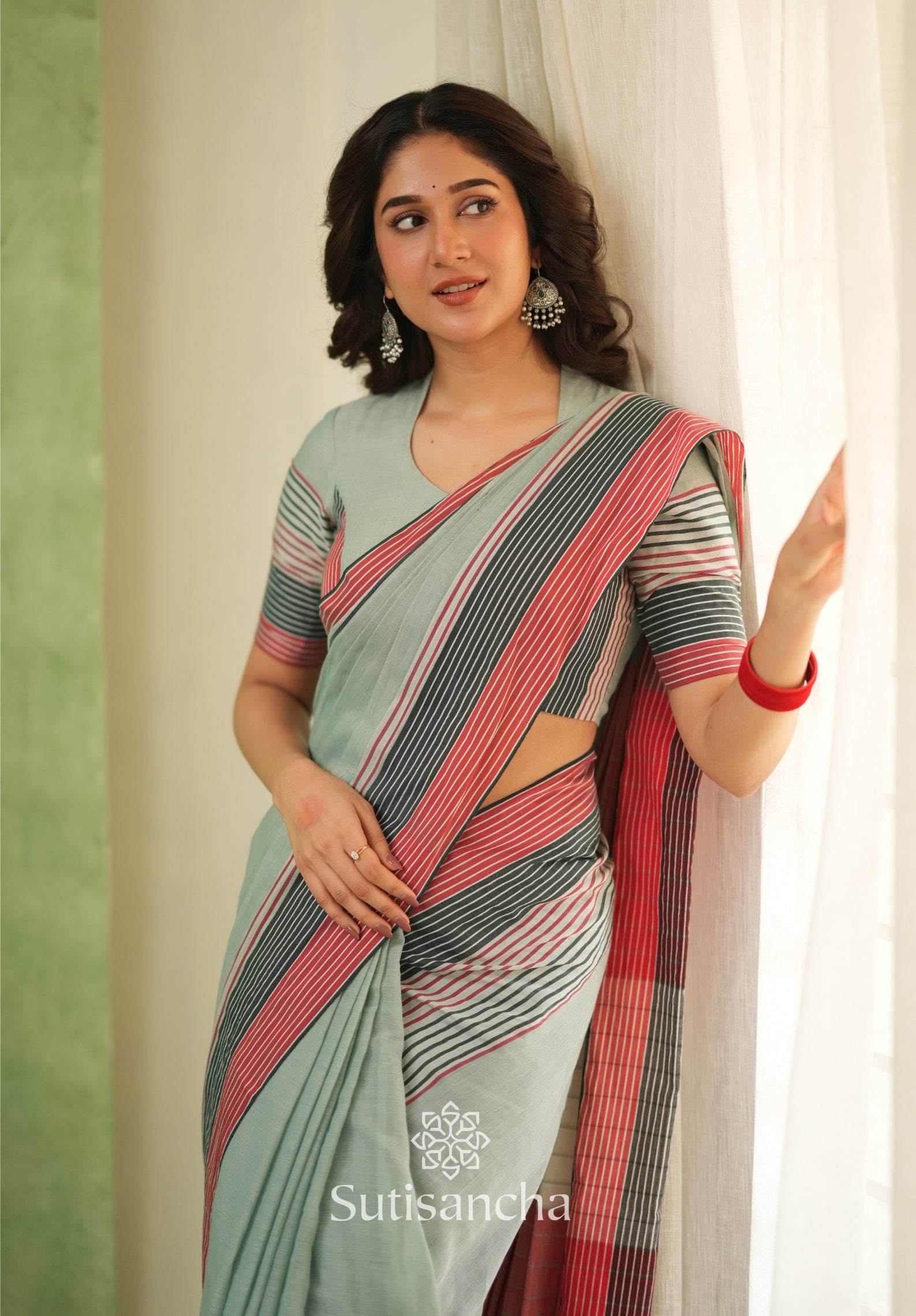 Sootrali – Striped Cotton Elegance