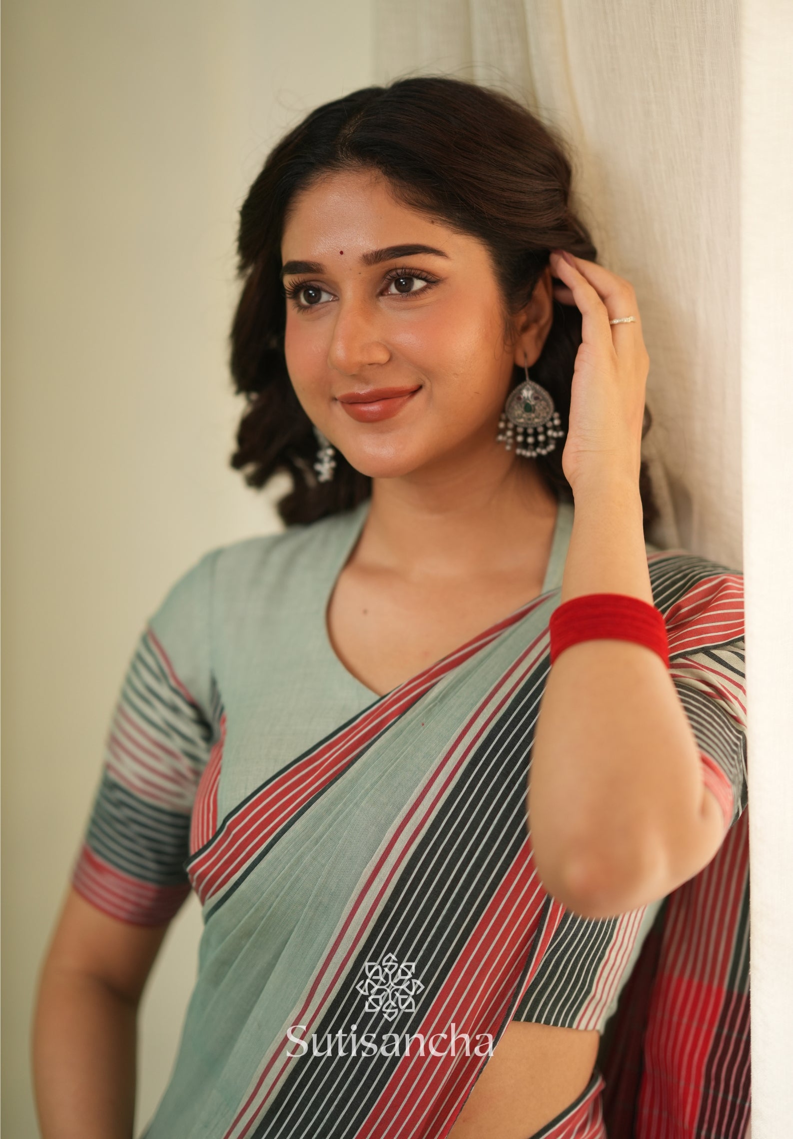 Sootrali – Striped Cotton Elegance