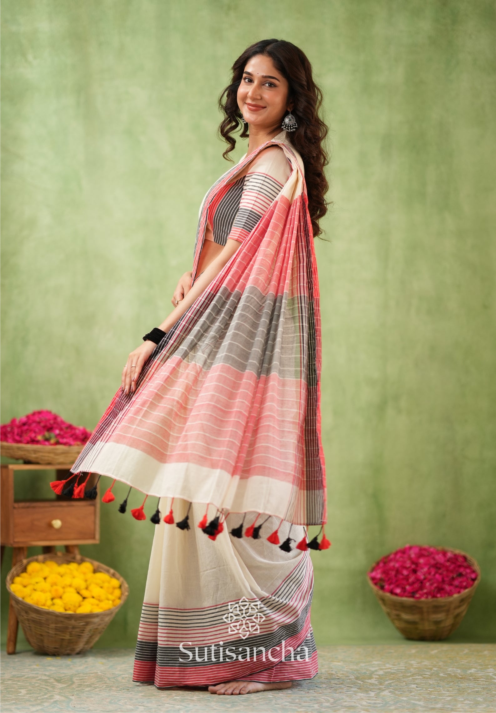 Sootrali – Striped Cotton Elegance