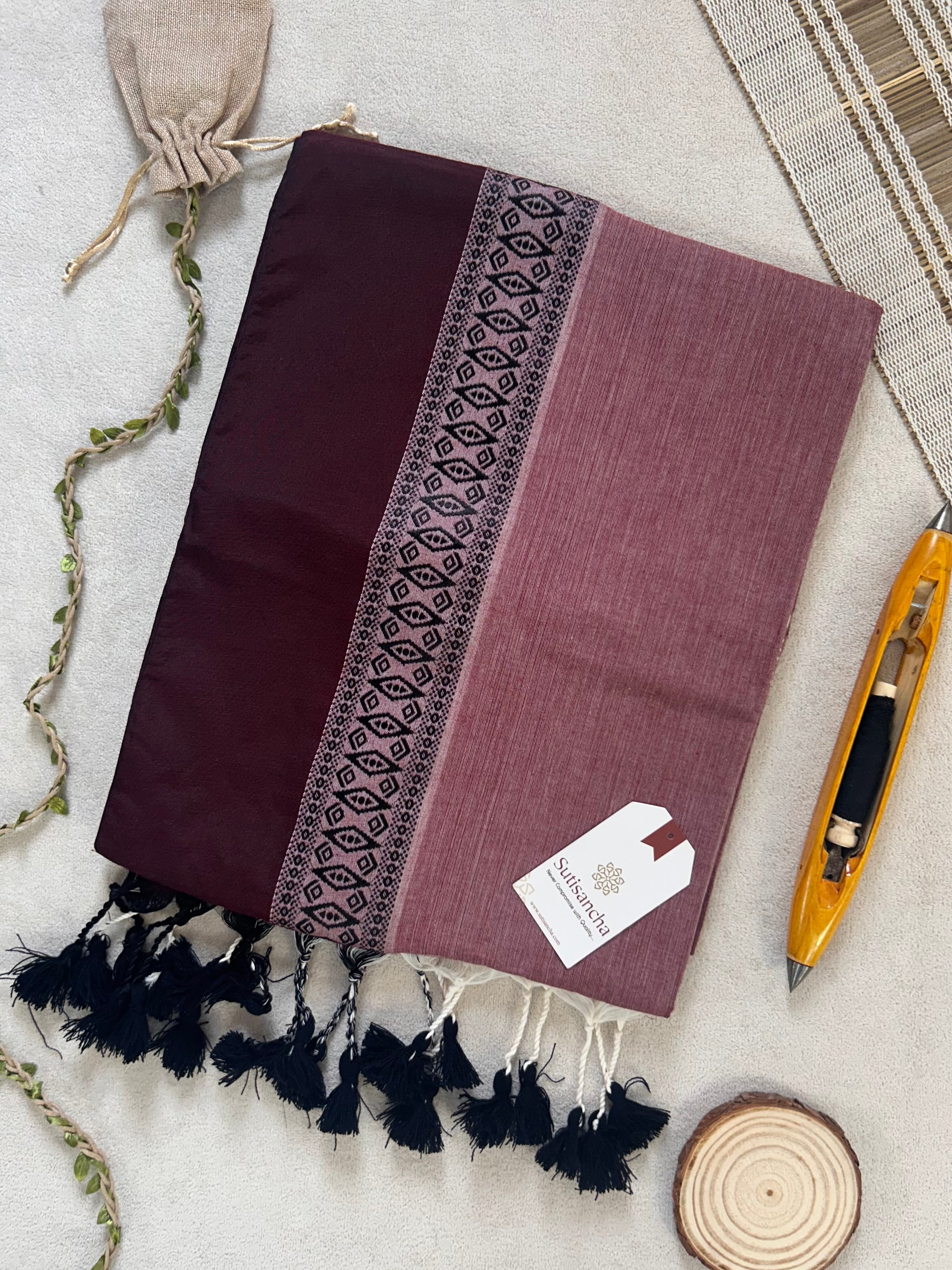 Loomed to Perfection: Handwoven Cotton Saree