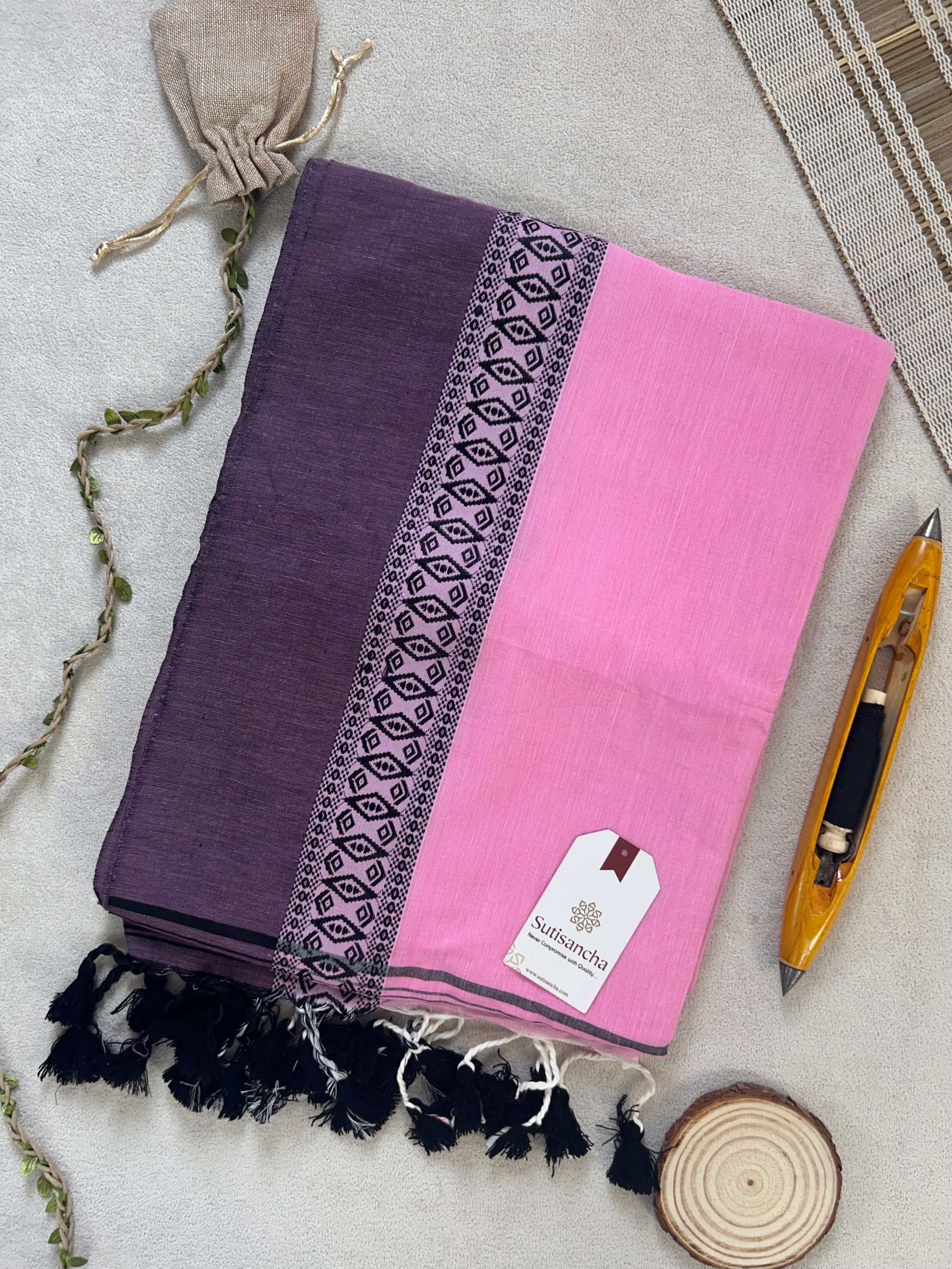 Loomed to Perfection: Handwoven Cotton Saree