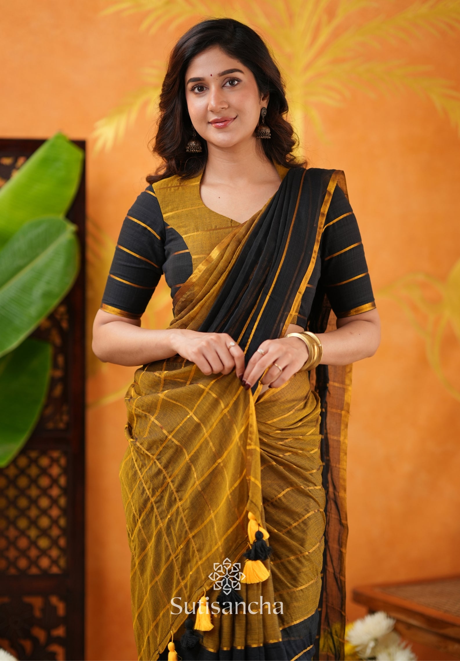 Urban Ethnic Mul Cotton Saree