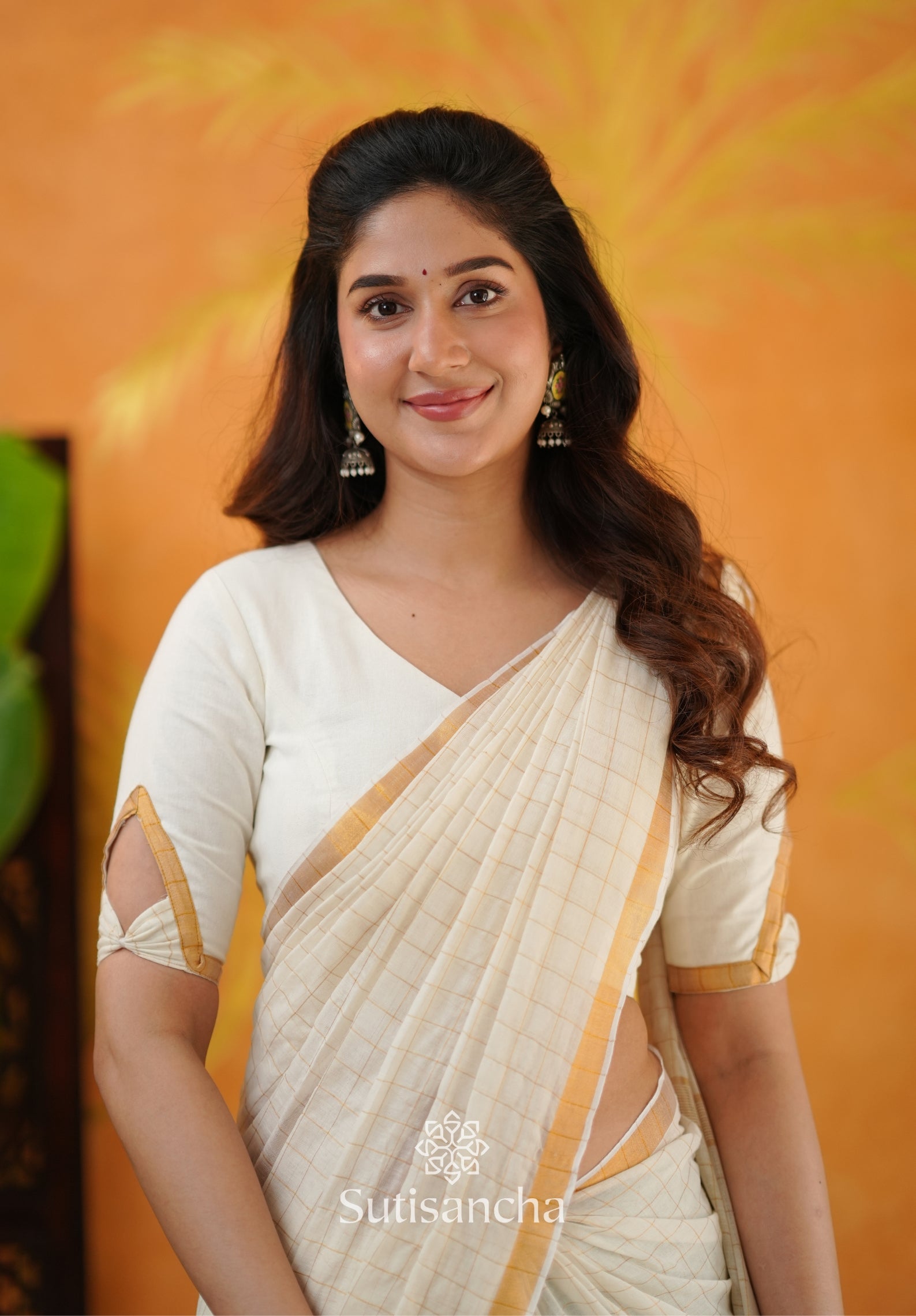 Golden Grid Classic Mul Cotton Saree