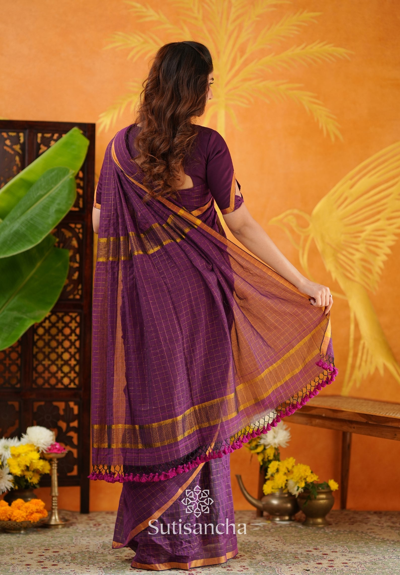 Golden Grid Classic Mul Cotton Saree