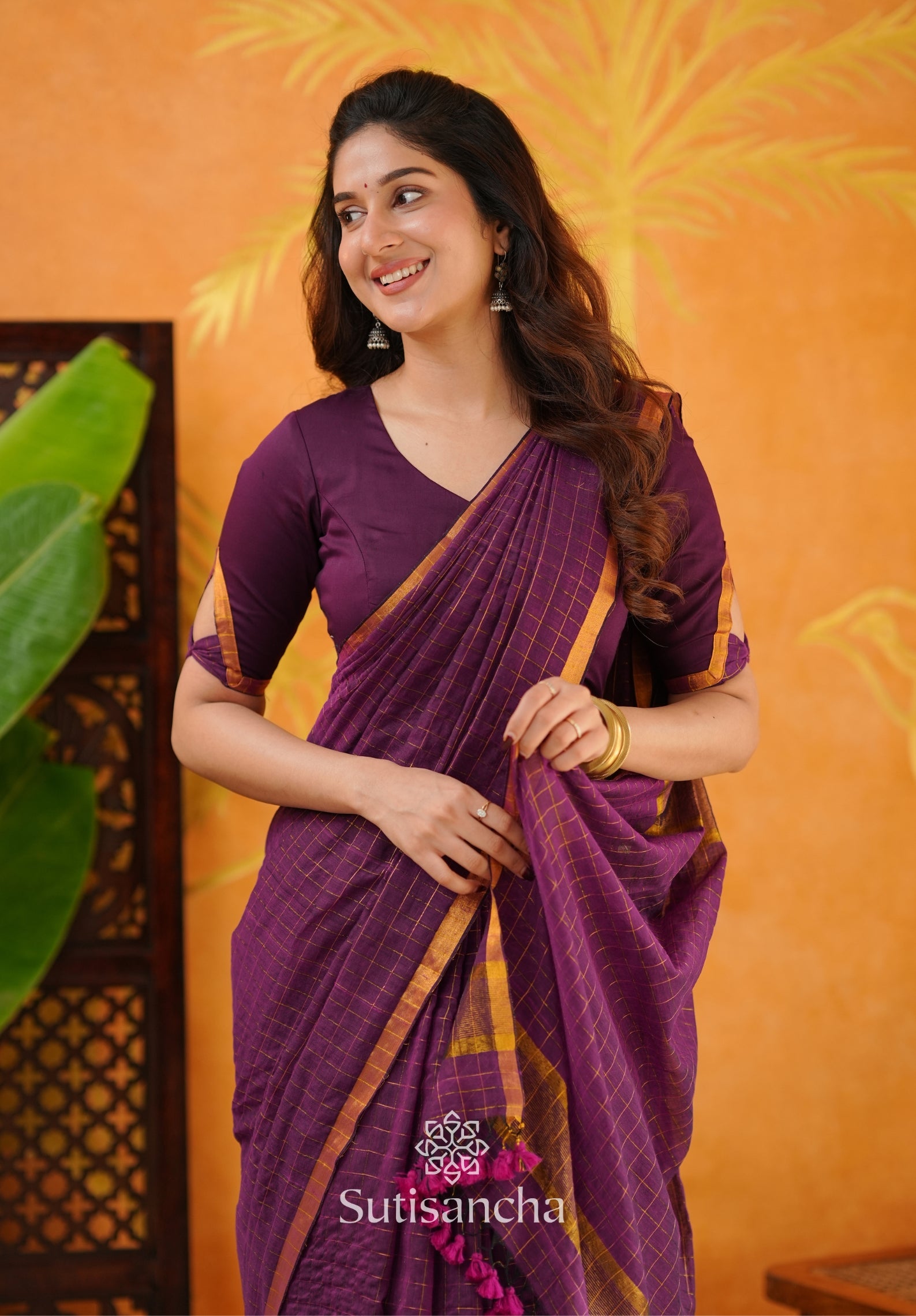 Golden Grid Classic Mul Cotton Saree