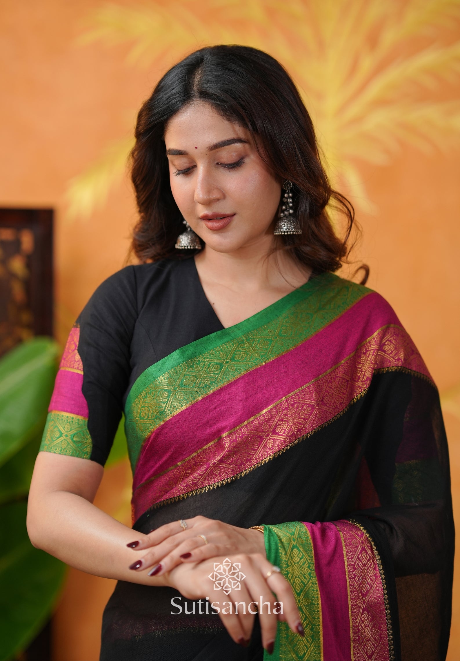 Classic Noir Mul Cotton Saree