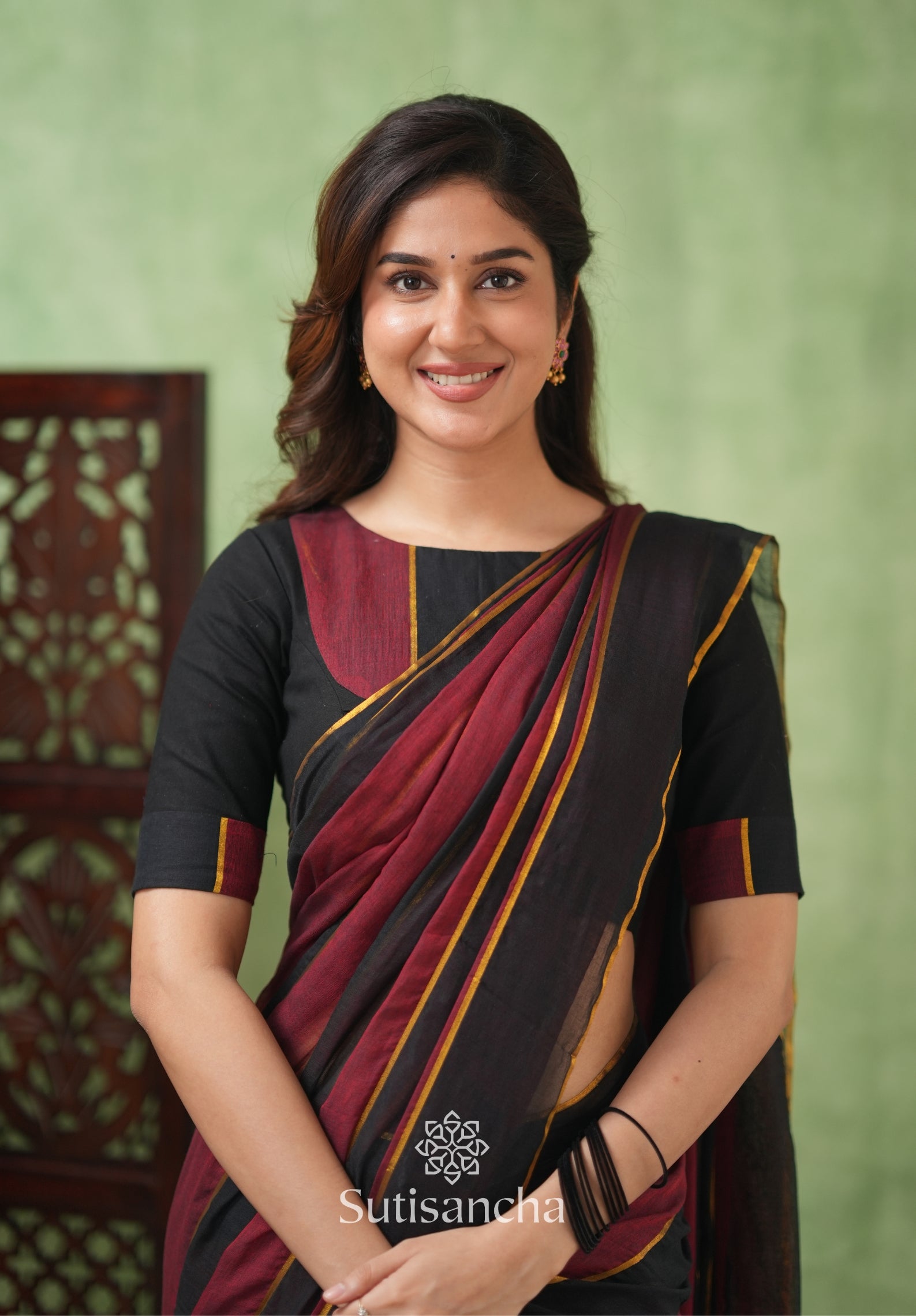 Threads of Joy – Multicolor Mul Cotton Magic