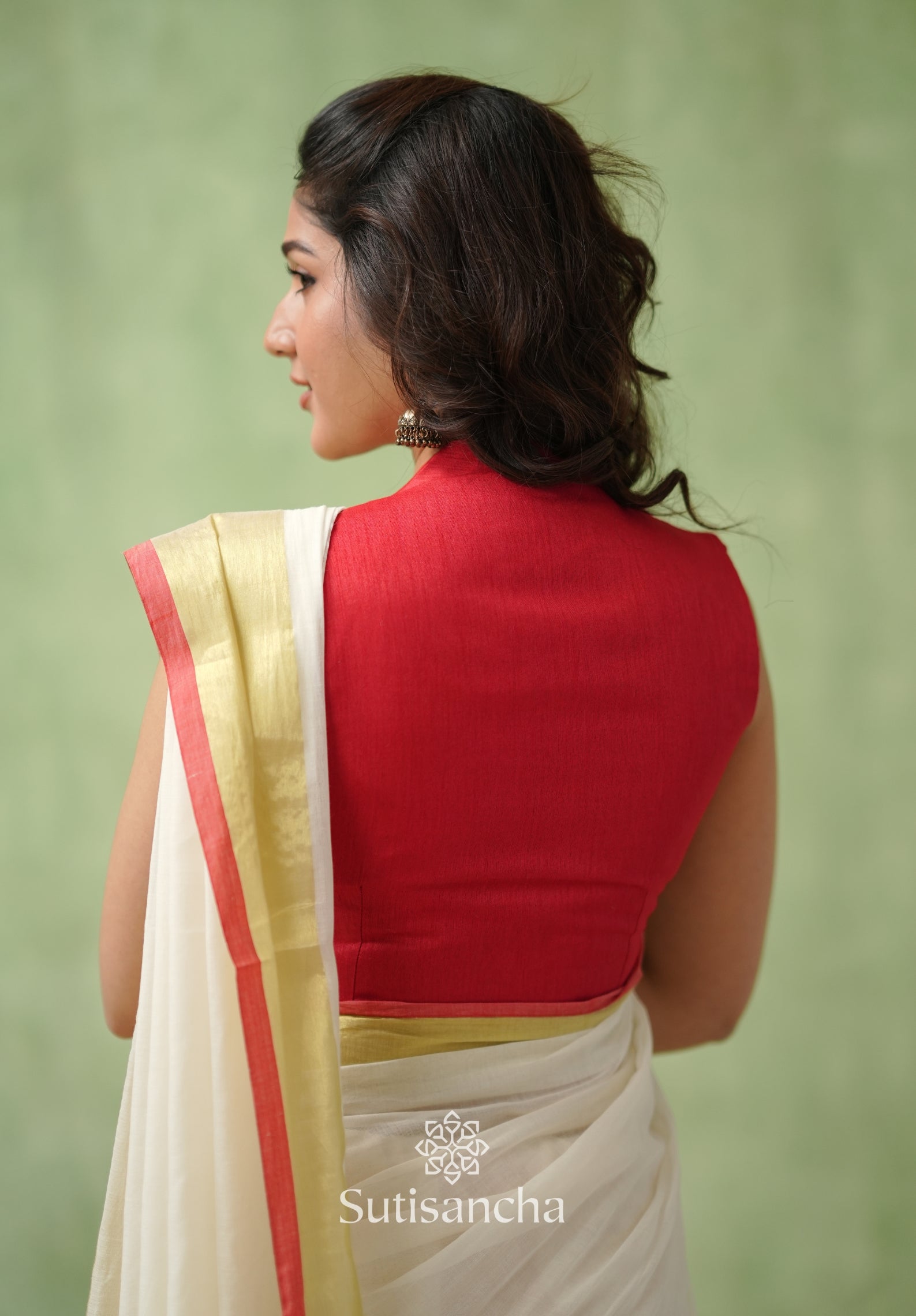 Golden Edge Classic Mul Saree