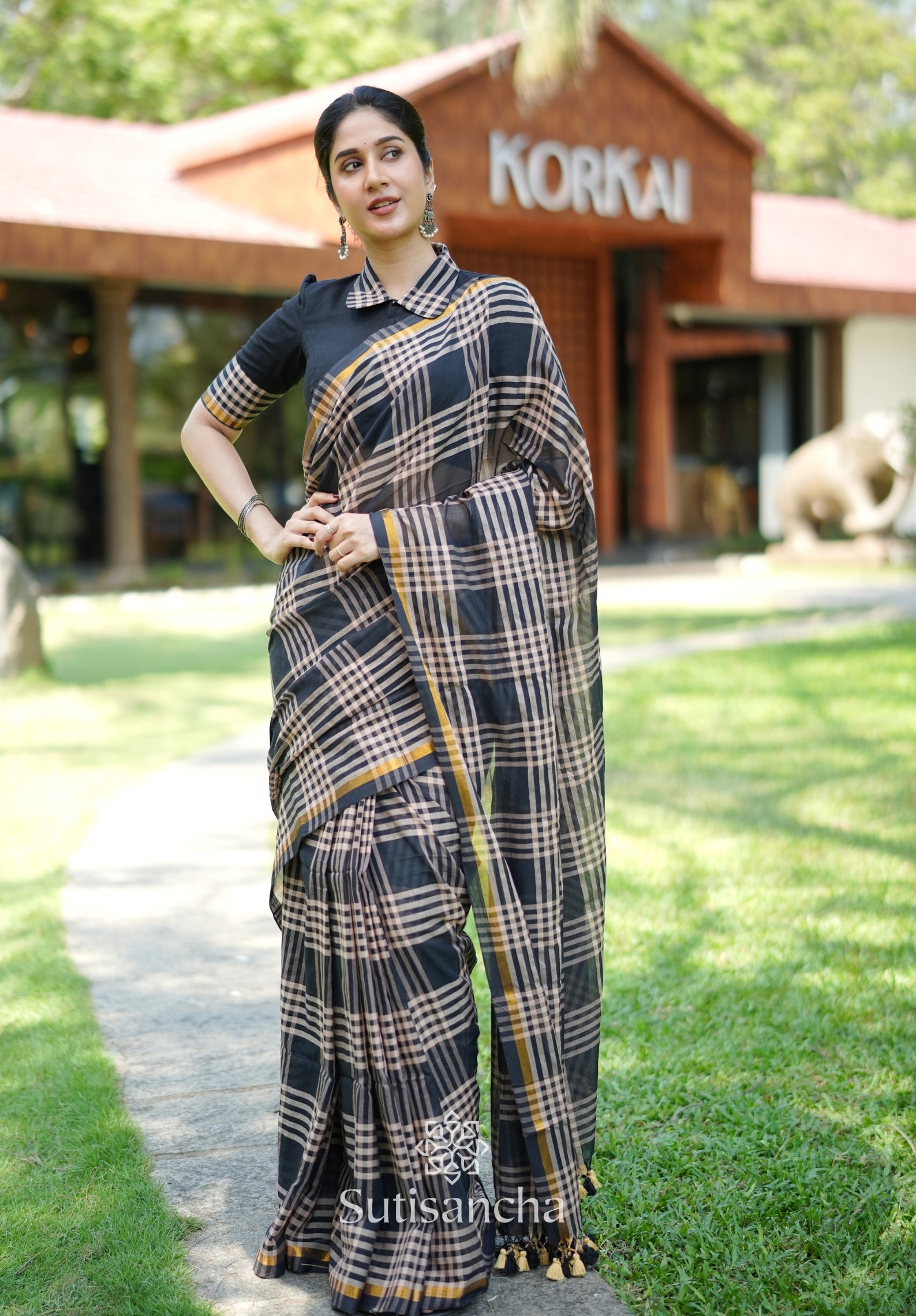 Black Loom Check Elegance Saree