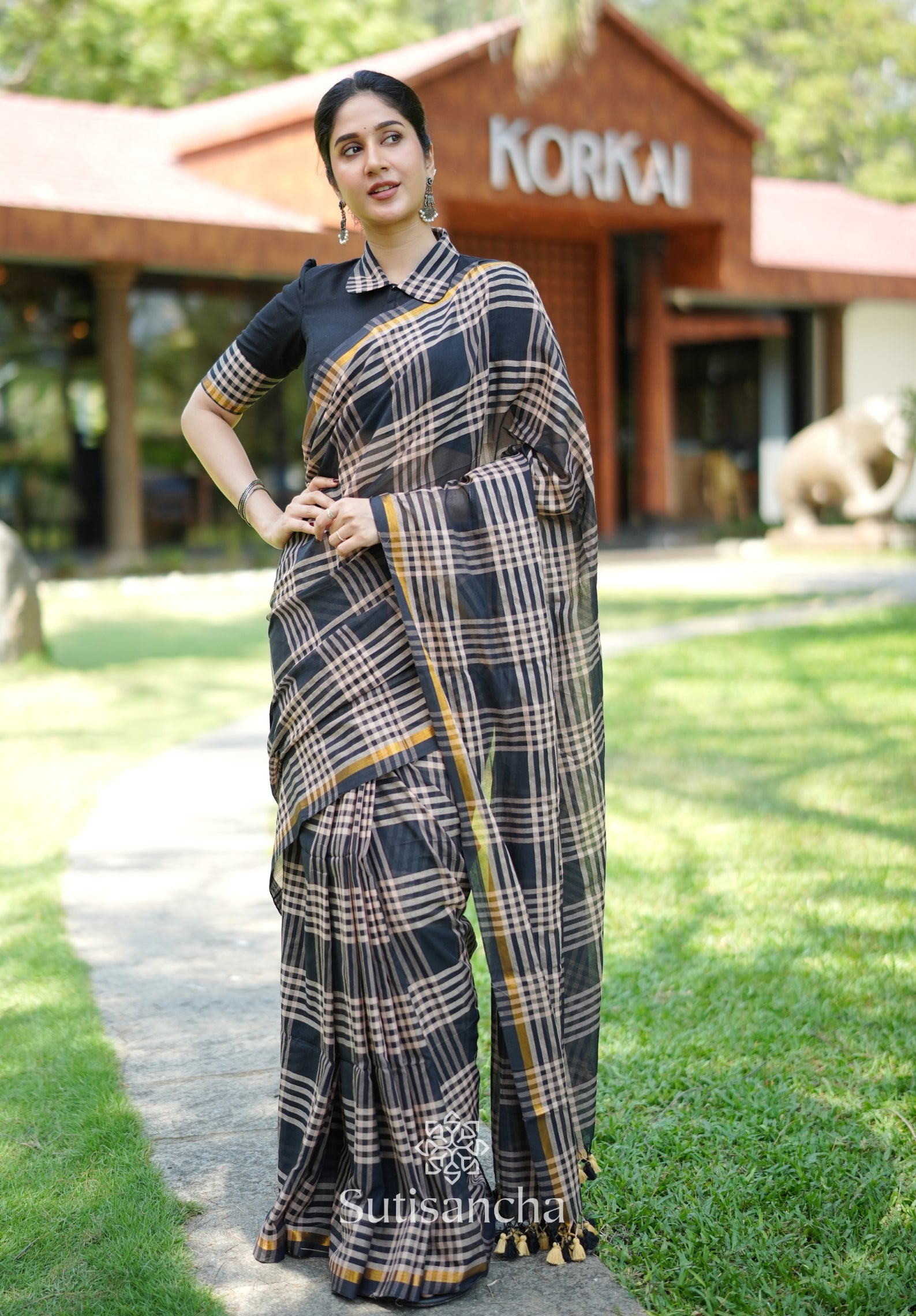 Black Loom Check Elegance Saree