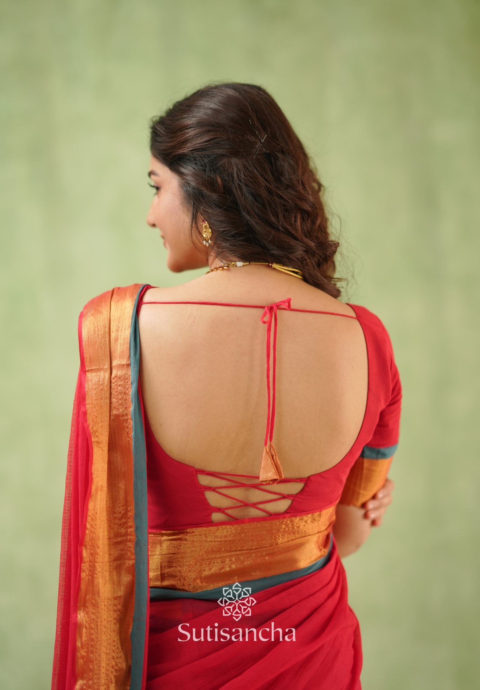Golden Edge Classic Mul Saree