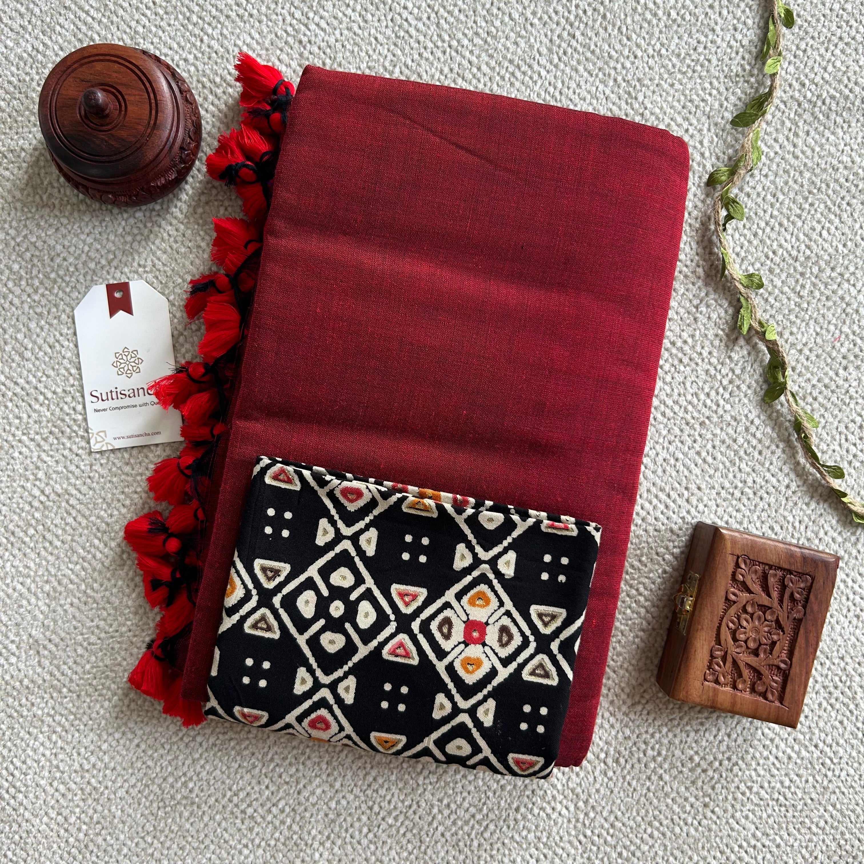 Sutisancha Cherry red Handloom Cotton Saree With Blouse