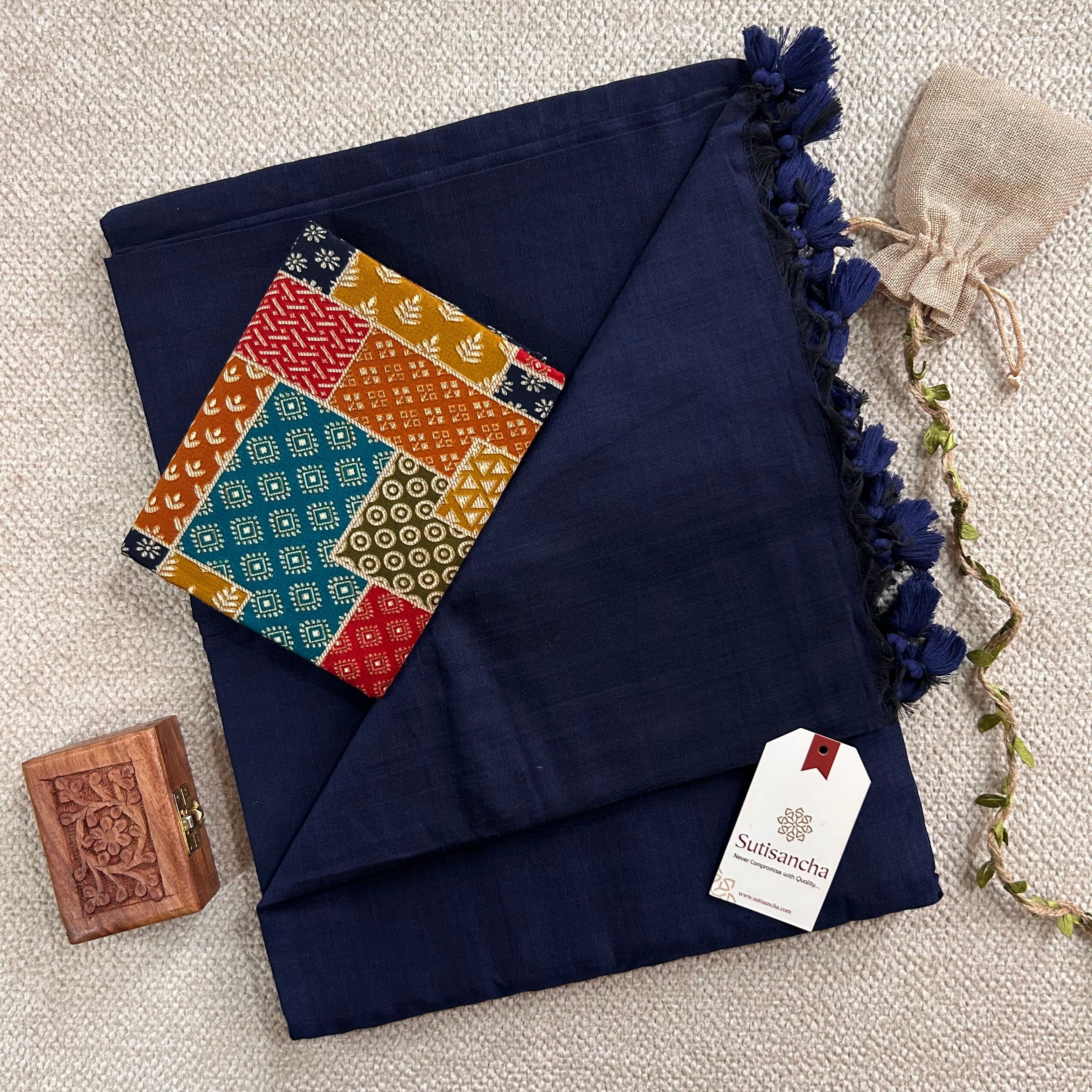 Sutisancha Navyblue Handloom Cotton Saree With Blouse