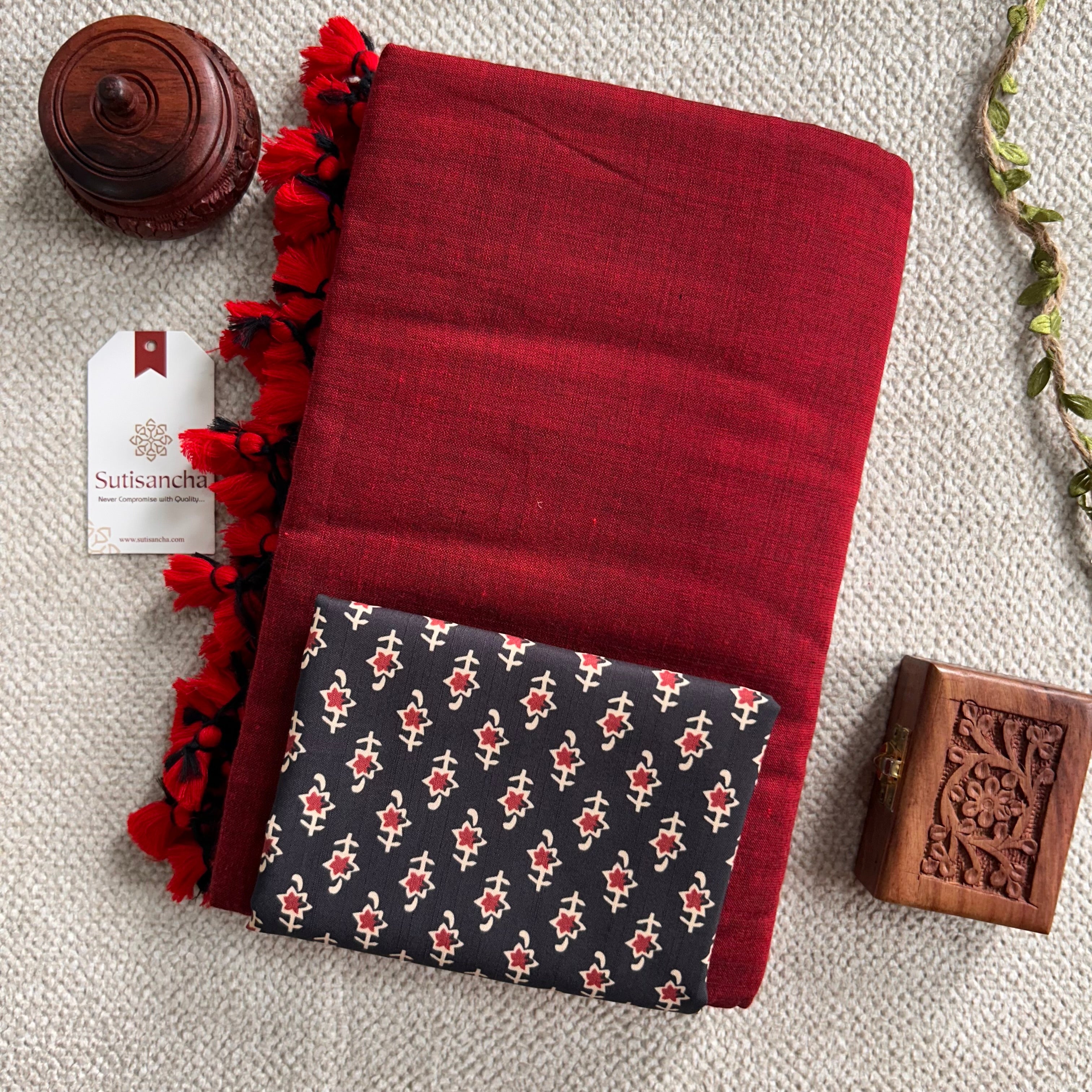 Sutisancha Cherry Red Handloom Cotton Saree & Black Blouse